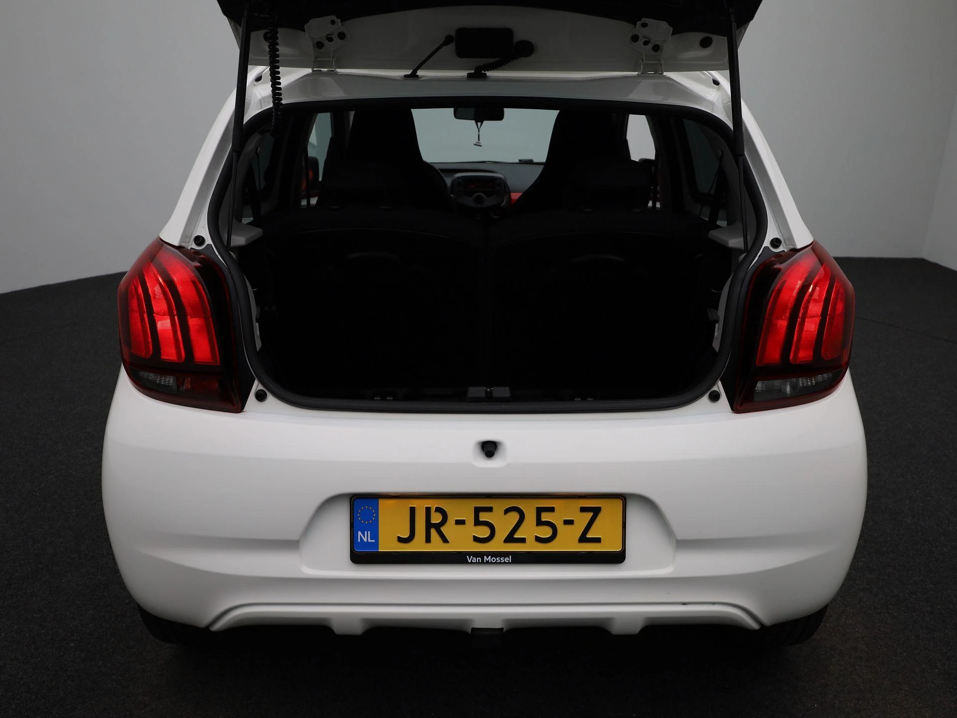 Peugeot-108-image-11