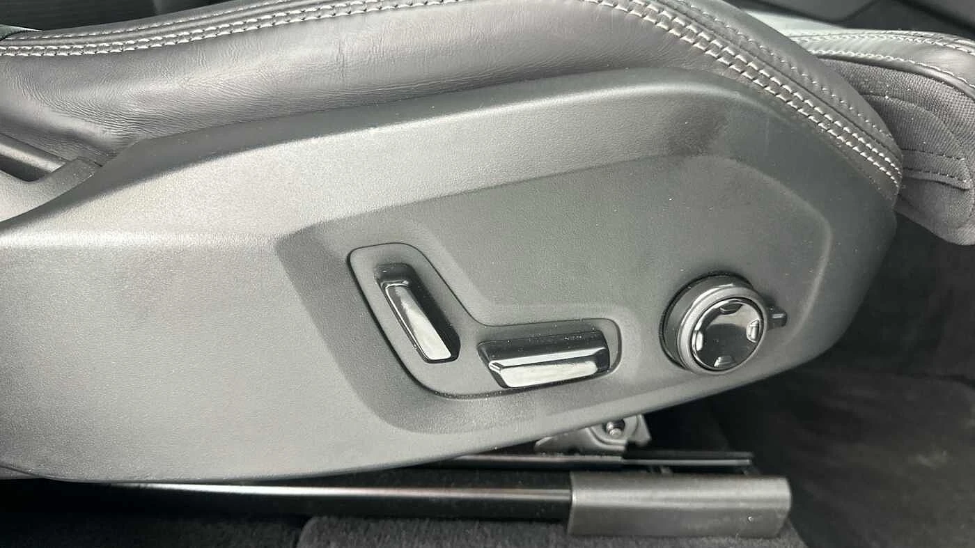 Volvo-XC90-image-16