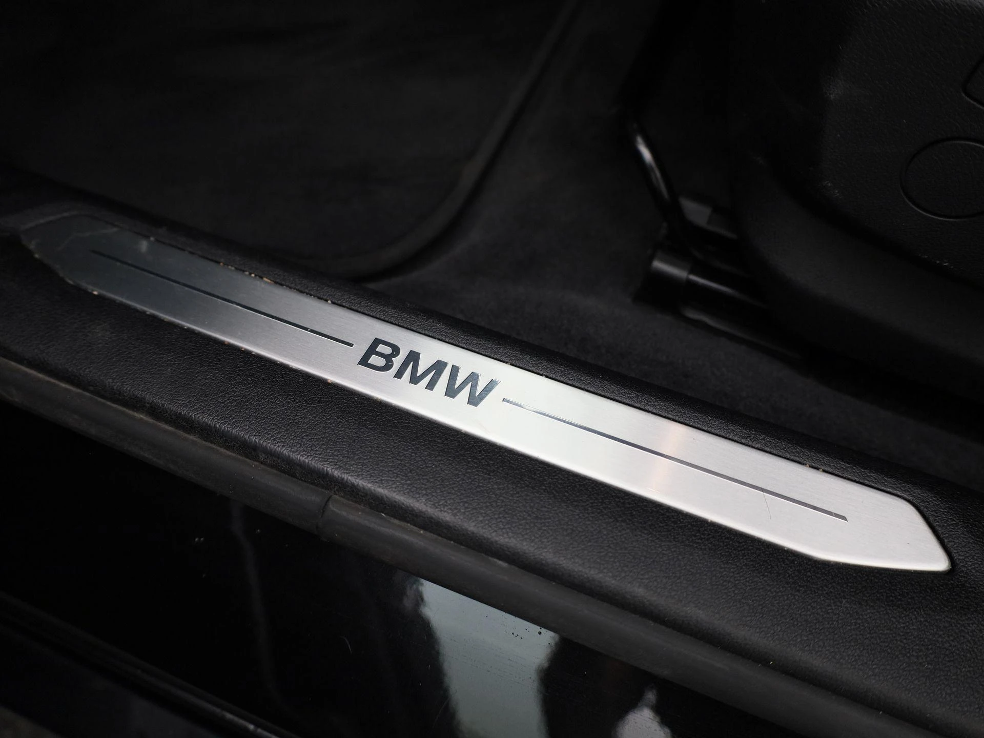 BMW-1 Reeks-image-38