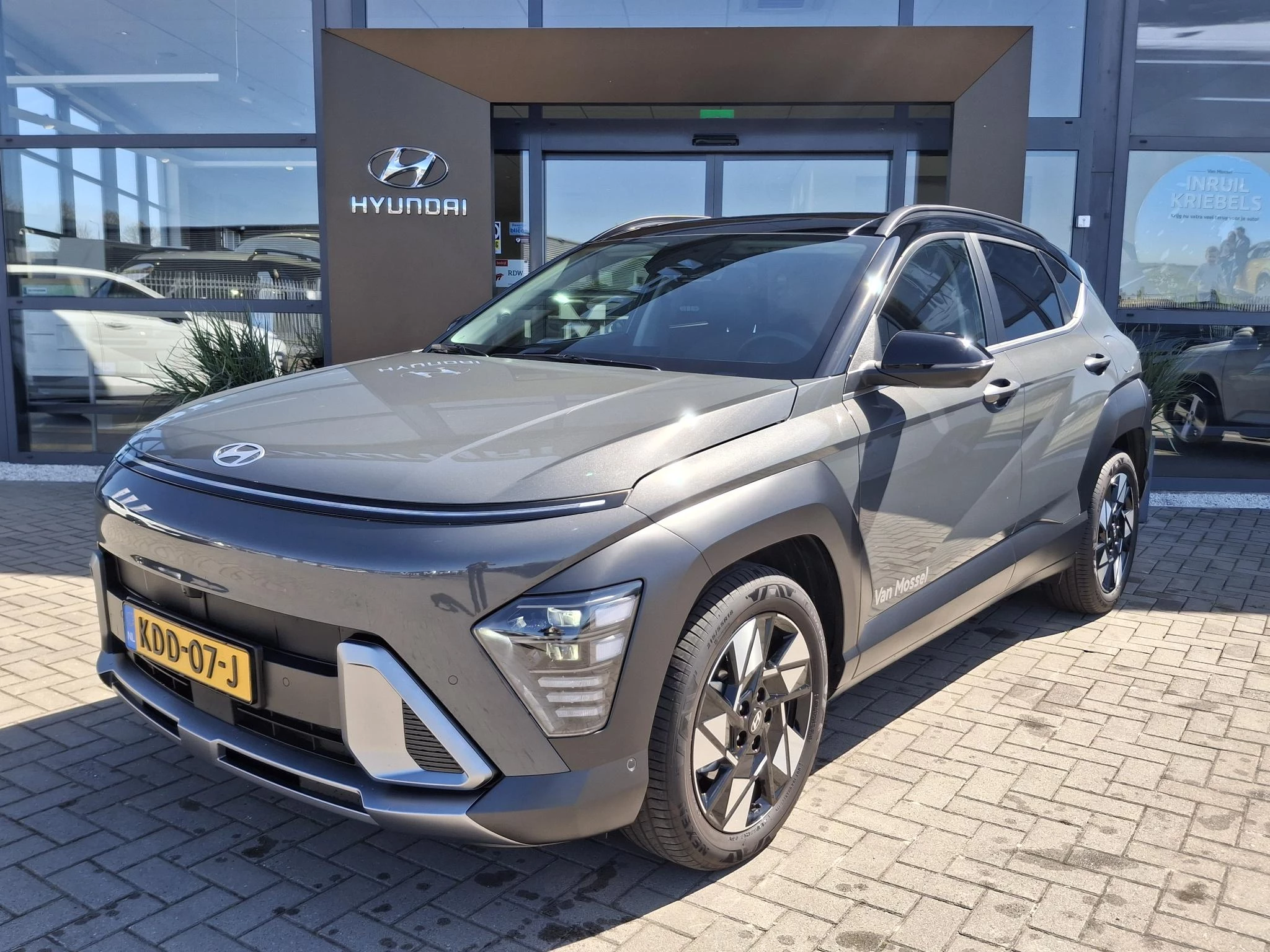 Hyundai Kona 1.6 GDI HEV Premium Sky