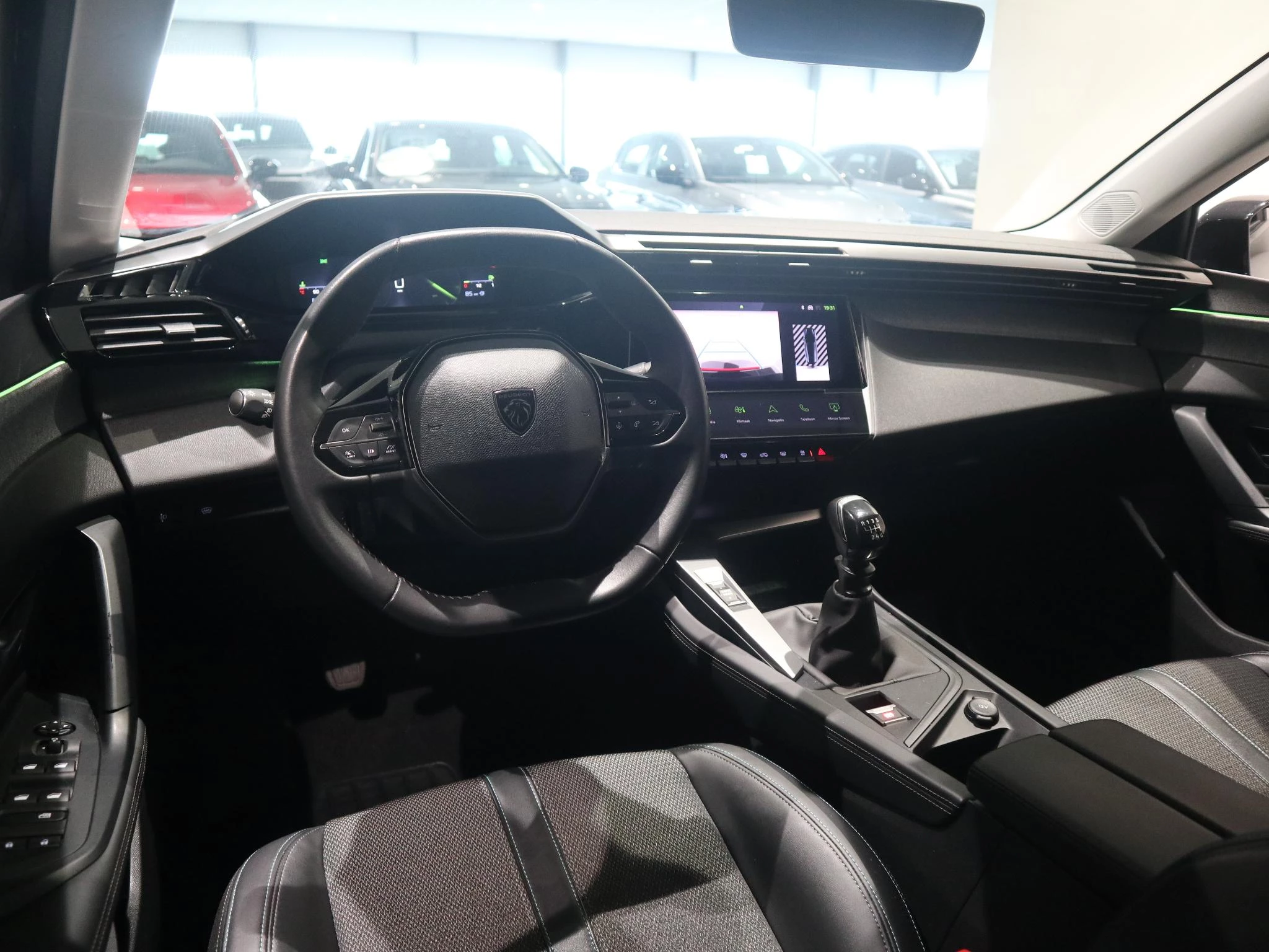 Peugeot-308-image-11