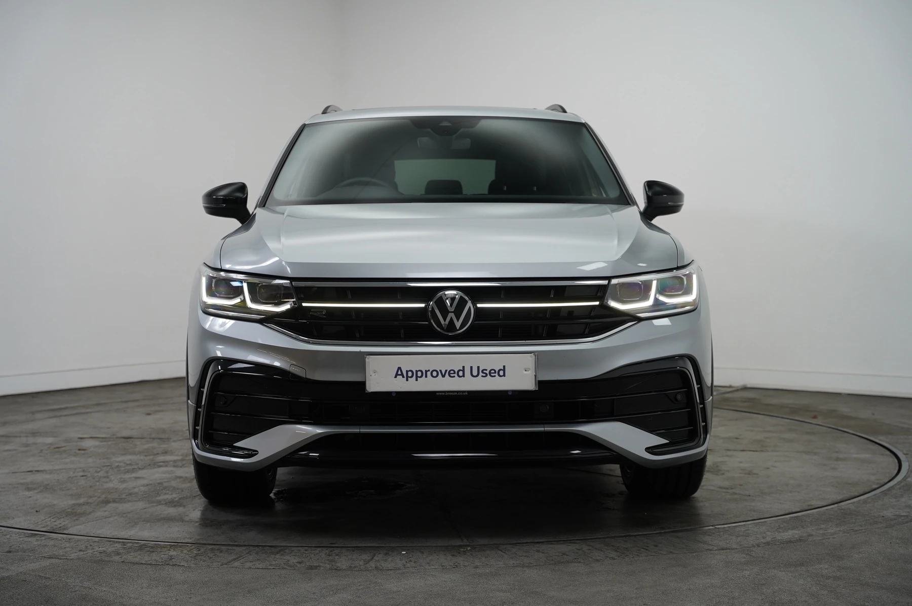 Volkswagen-Tiguan Allspace-image-6