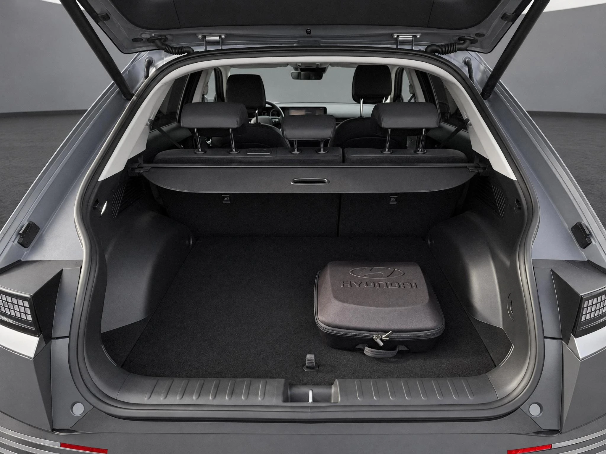 Hyundai-IONIQ 5-image-6