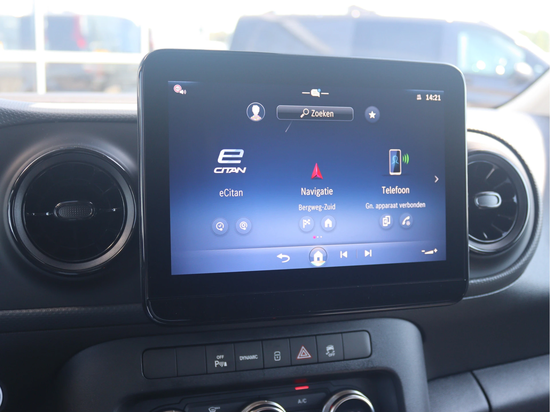 Mercedes-Benz-eCitan-image-8