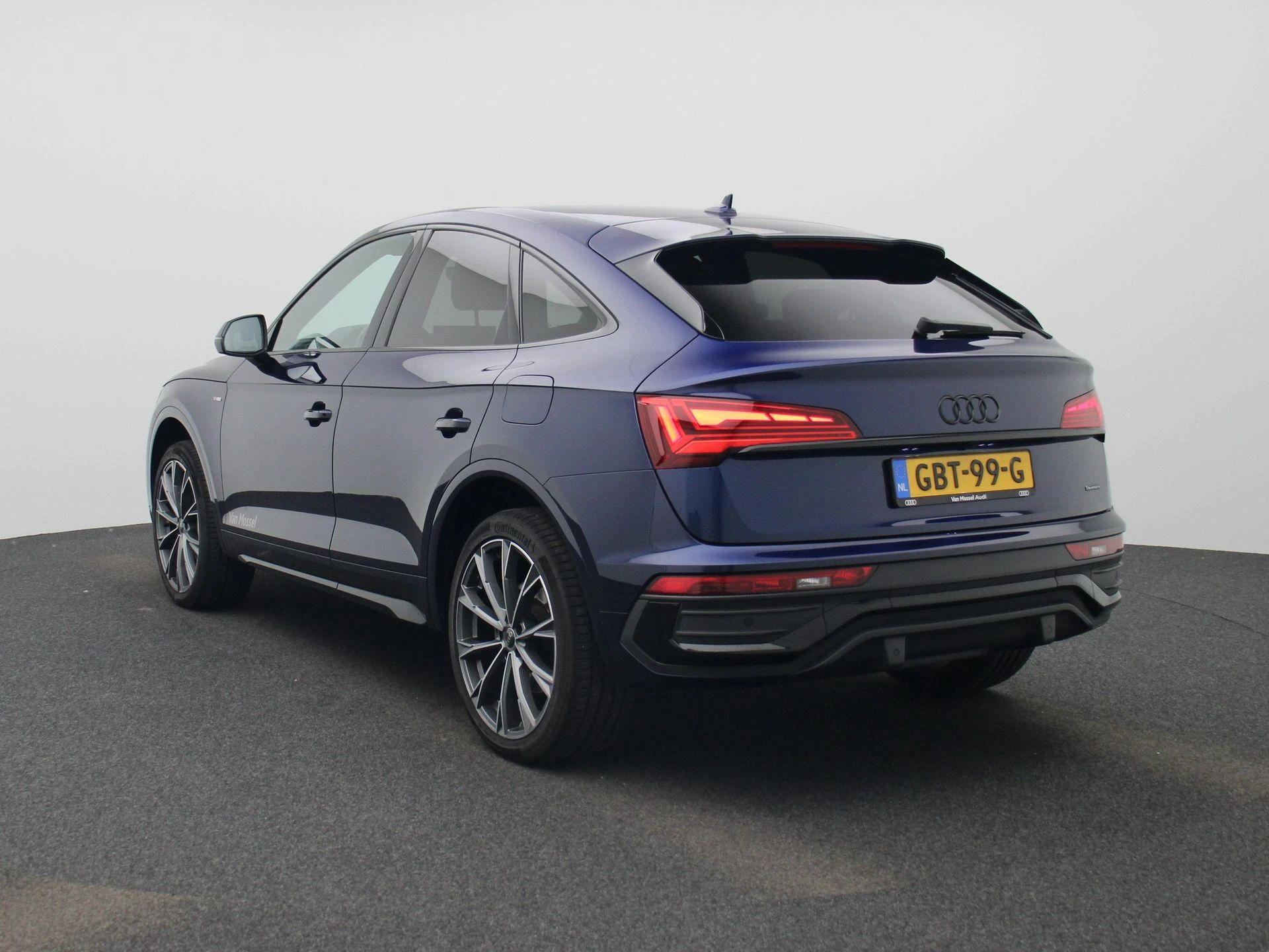 Audi-Q5-image-1