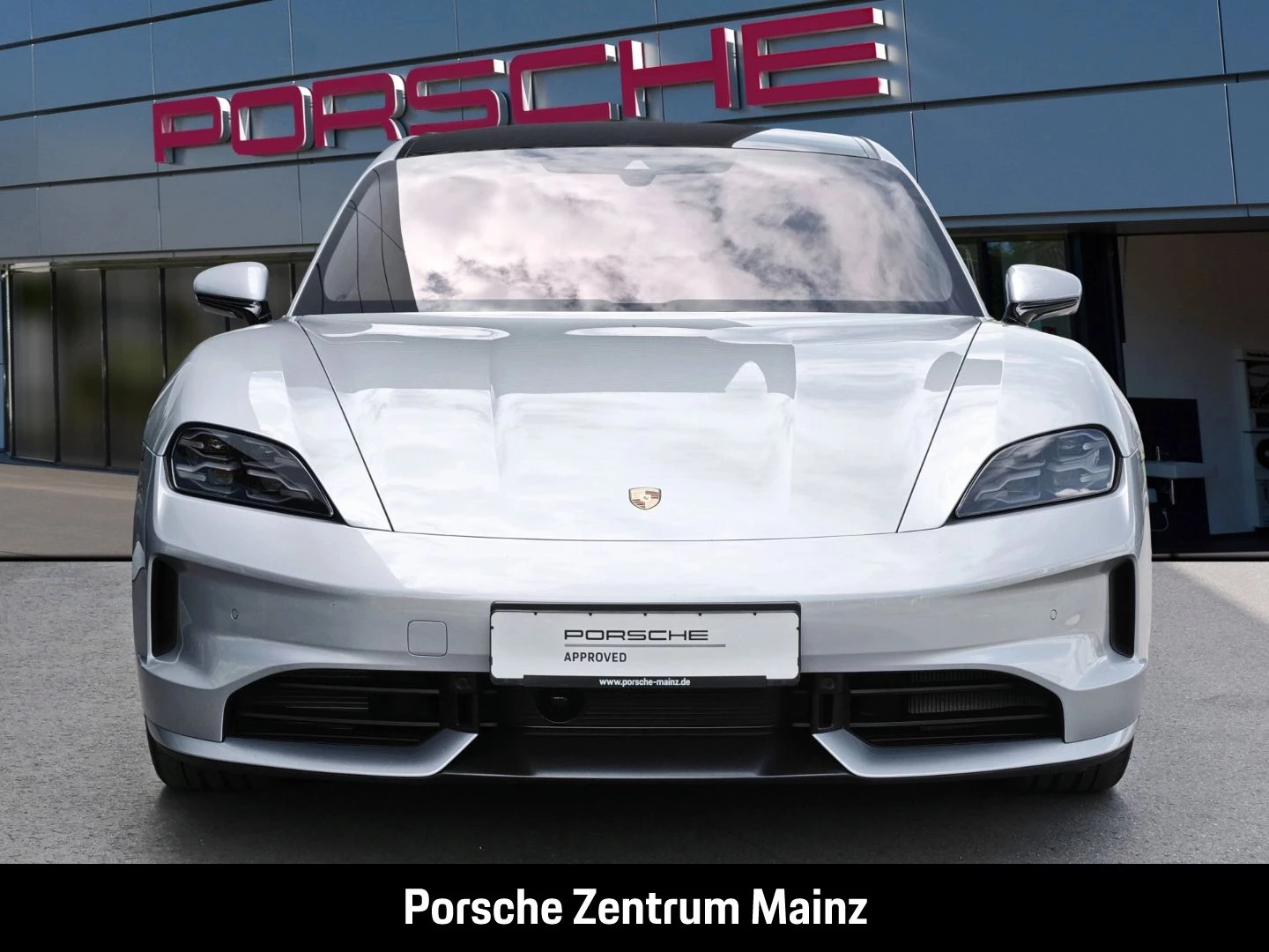 Porsche-Taycan-image-7