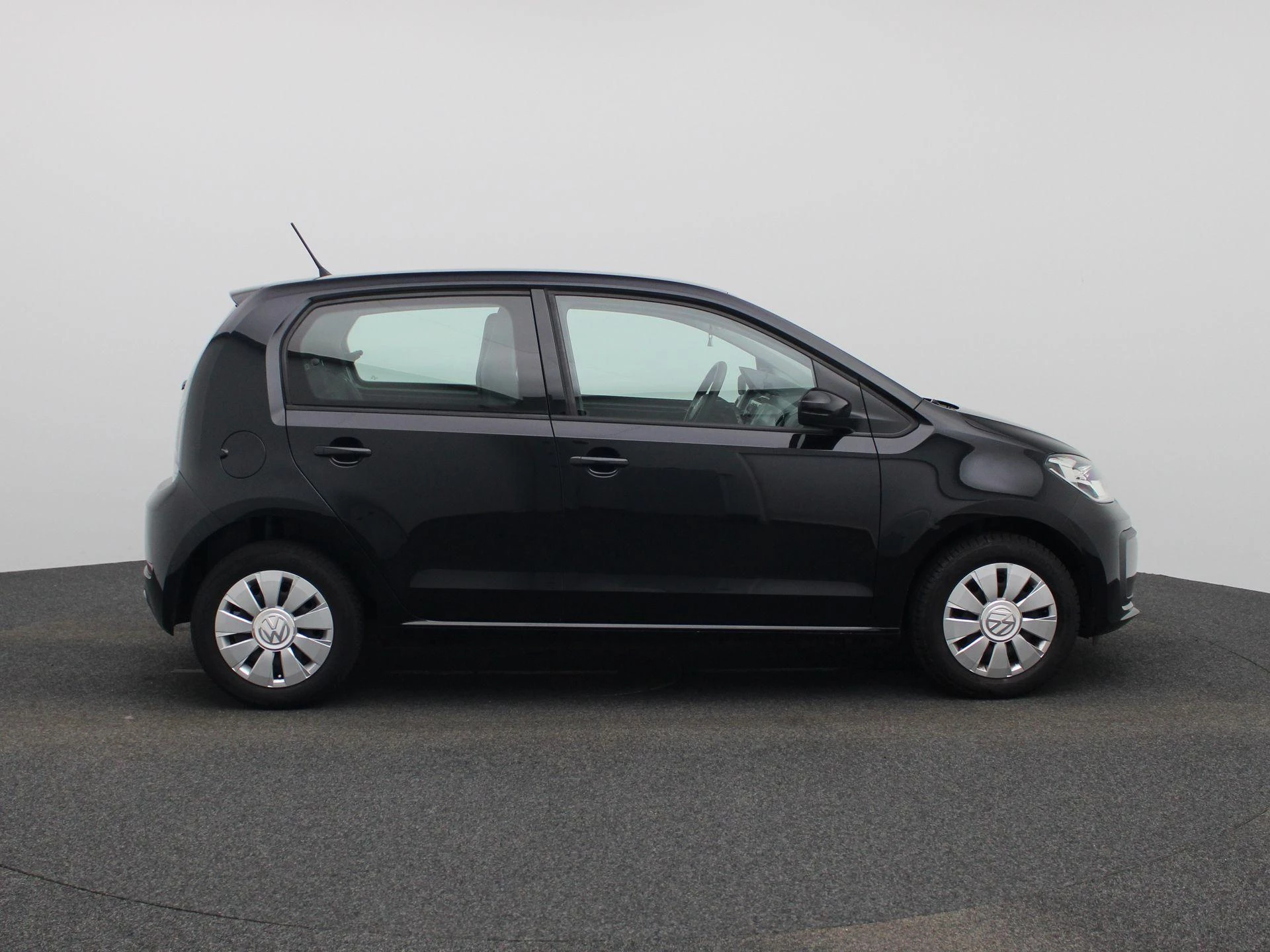 Volkswagen-up!-image-5