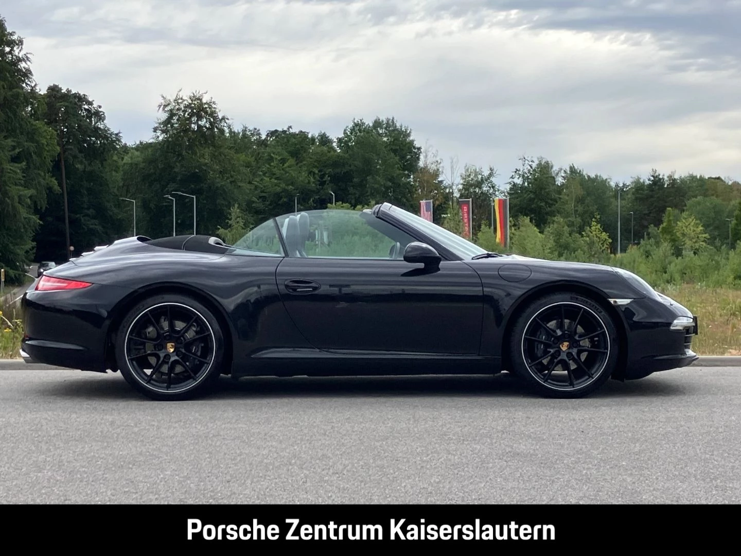 Porsche 911 991 Carrera Cabriolet Sportabgas PASM BOSE carrera