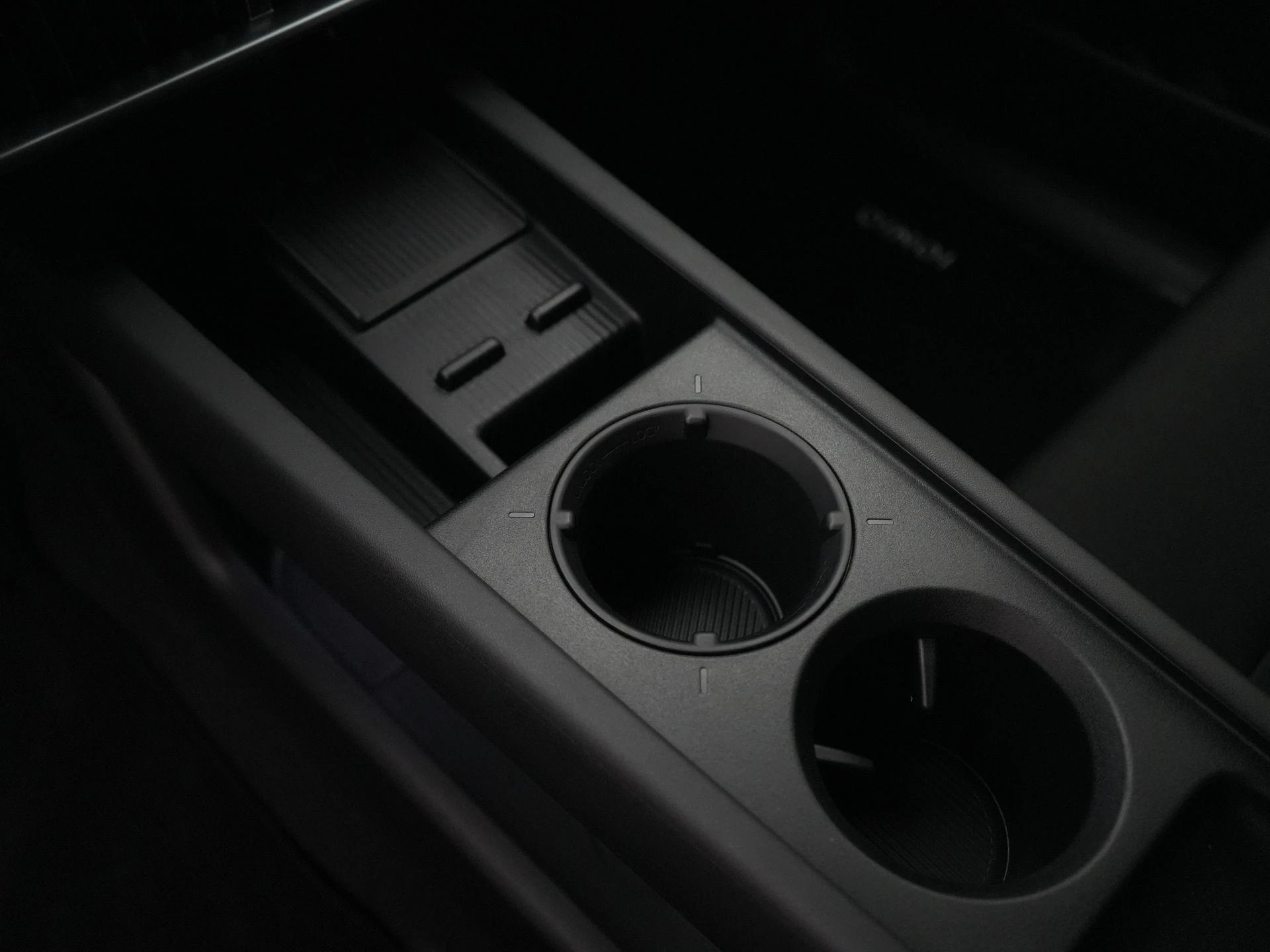 Hyundai-IONIQ 3-image-16