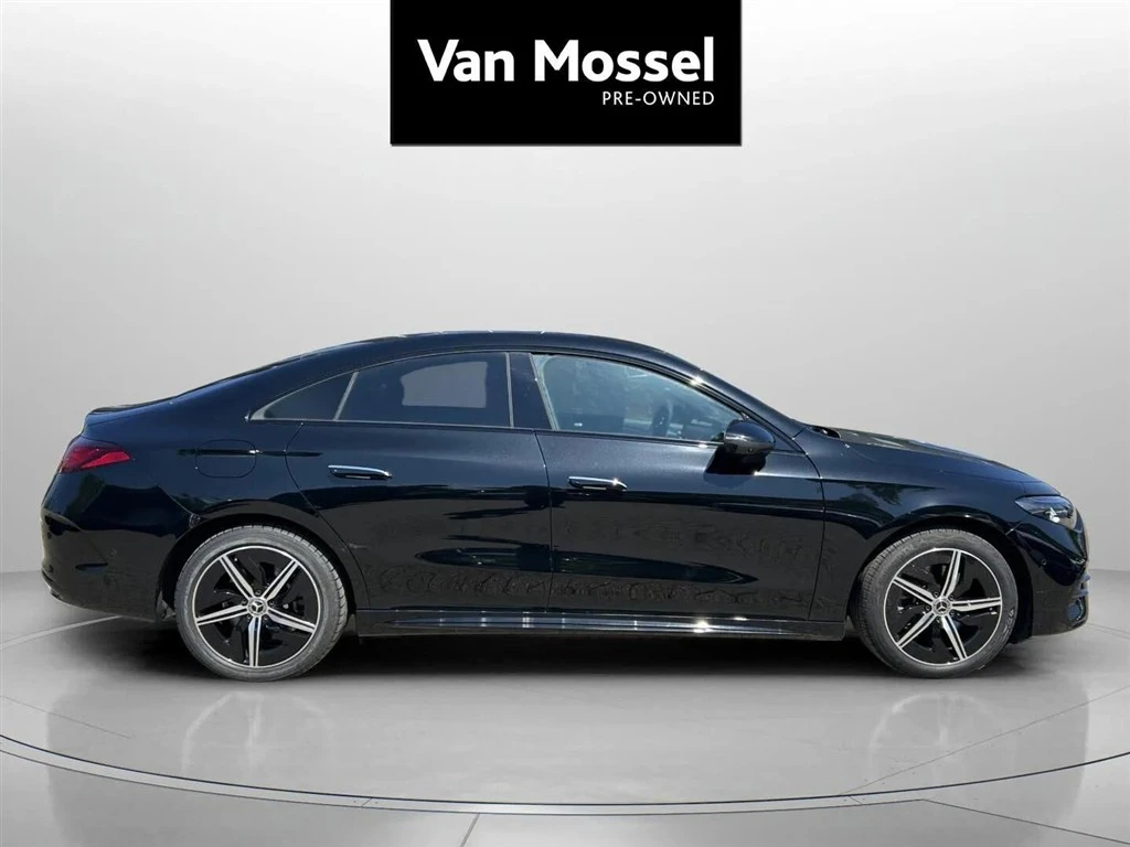 Mercedes-Benz-CLA-image-3