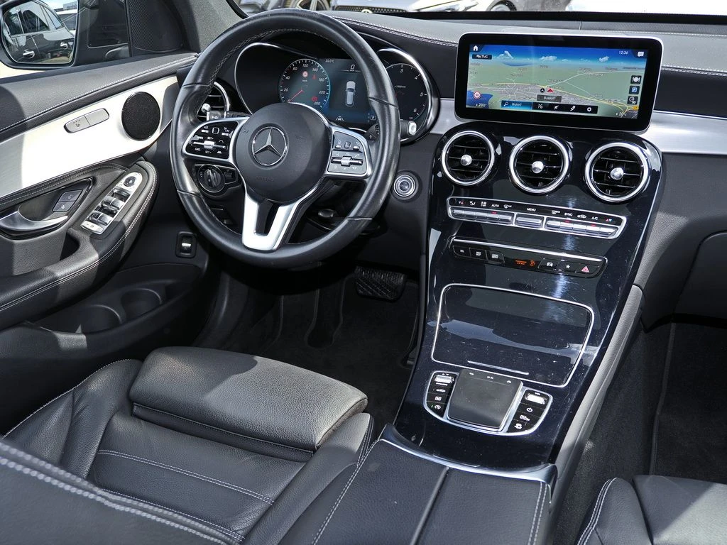 Mercedes-Benz-GLC 400 d-image-10