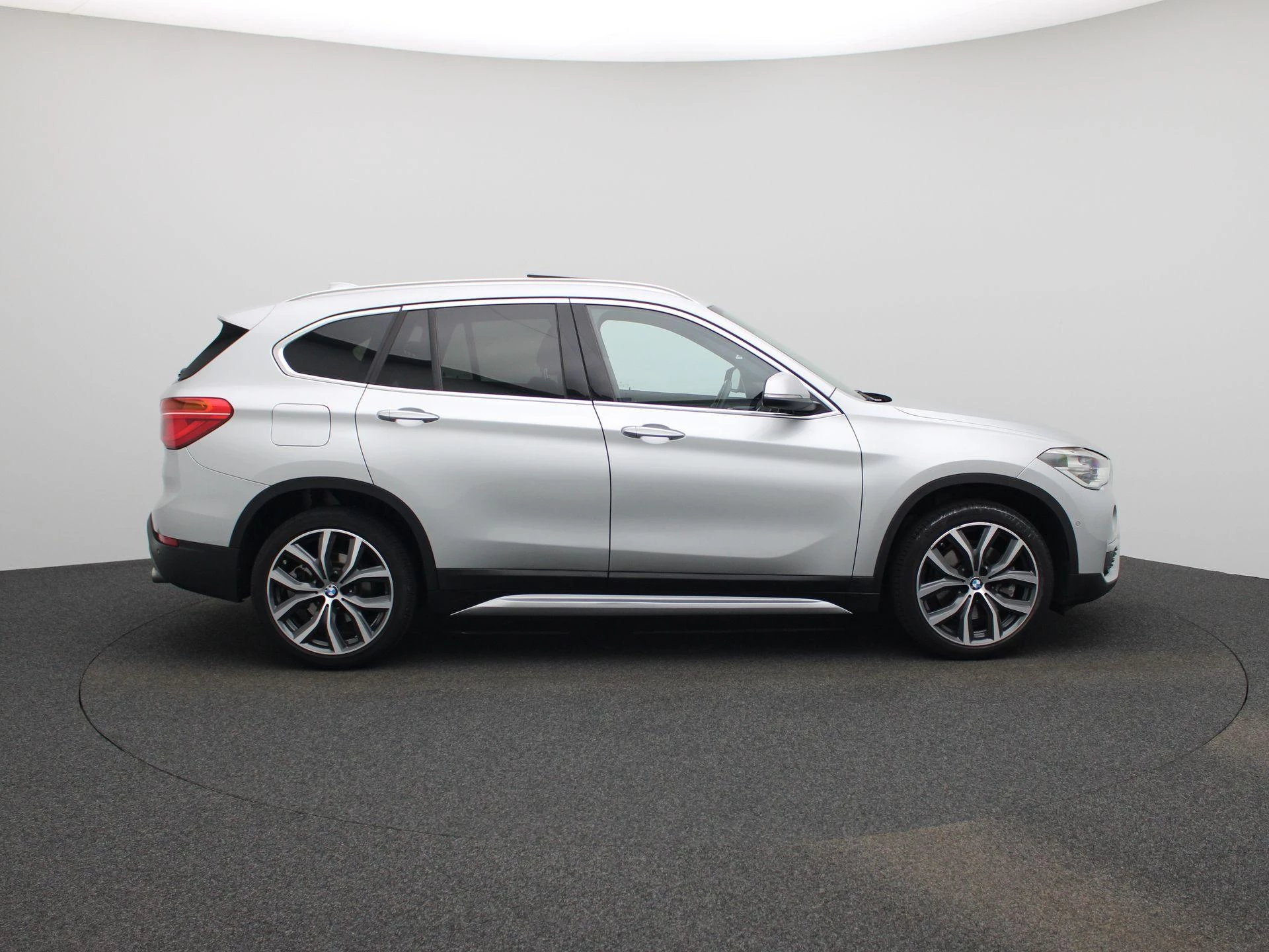 BMW-X1-image-5