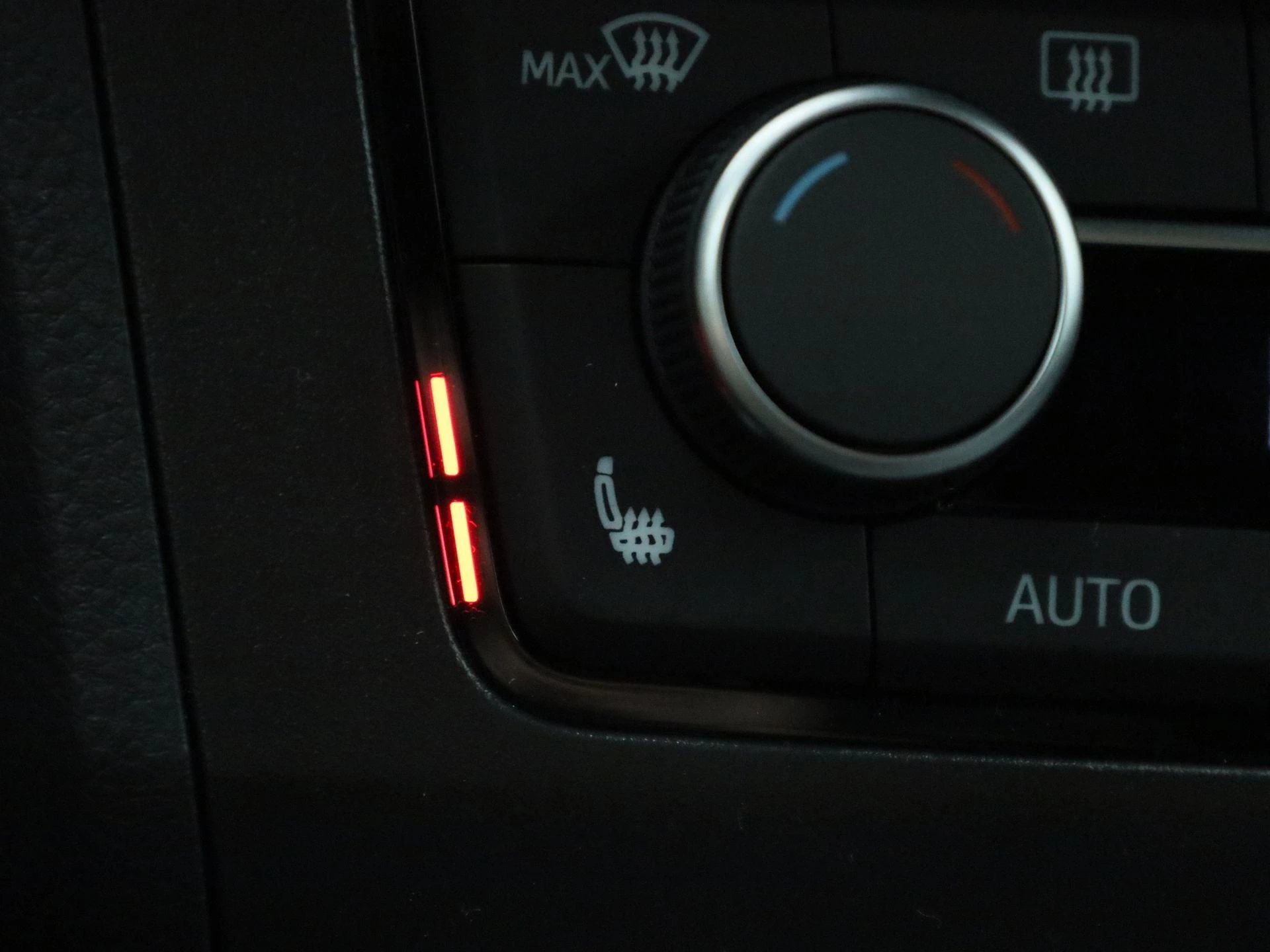 SEAT-Ibiza-image-18