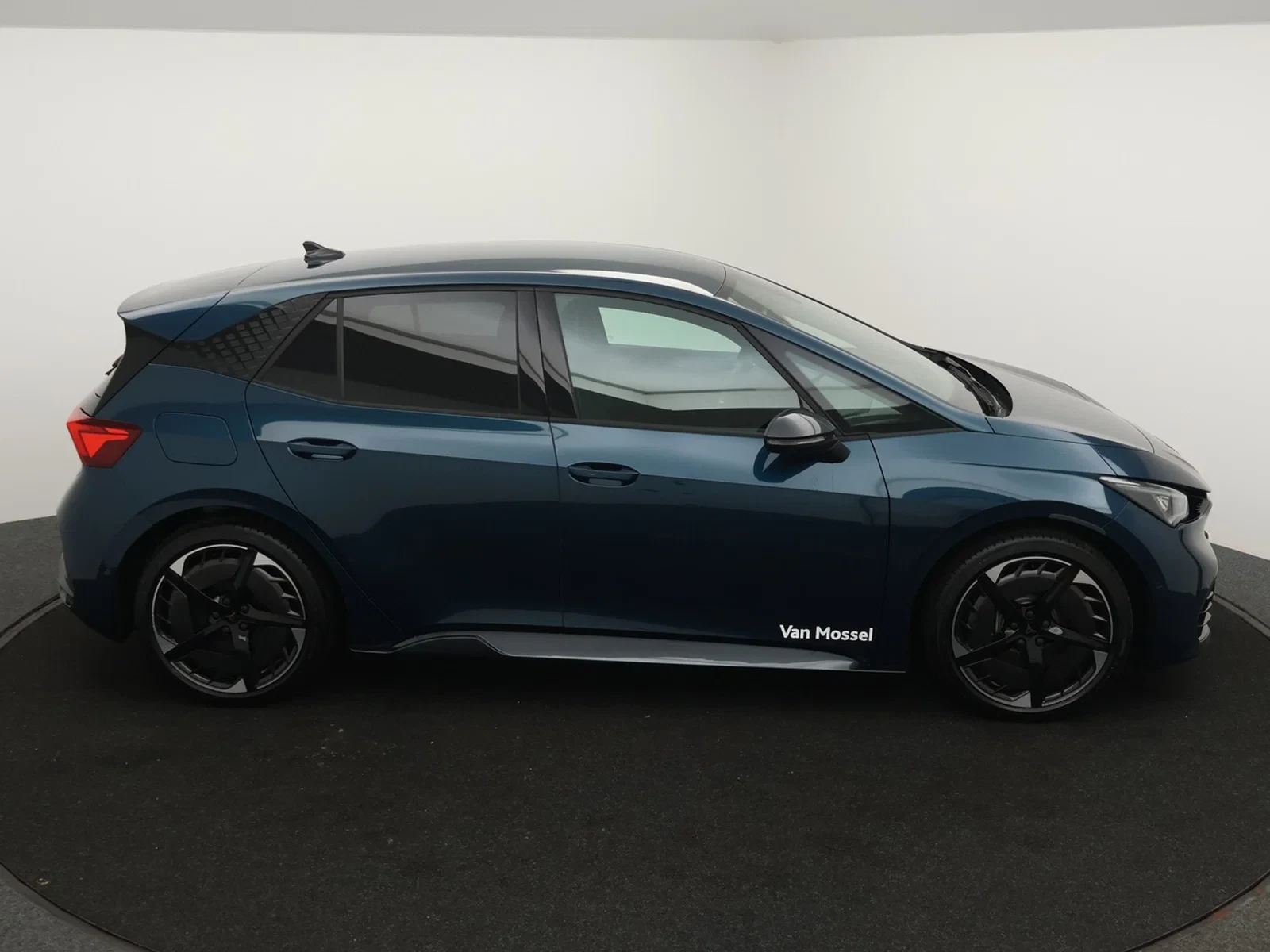 CUPRA-Born-image-6