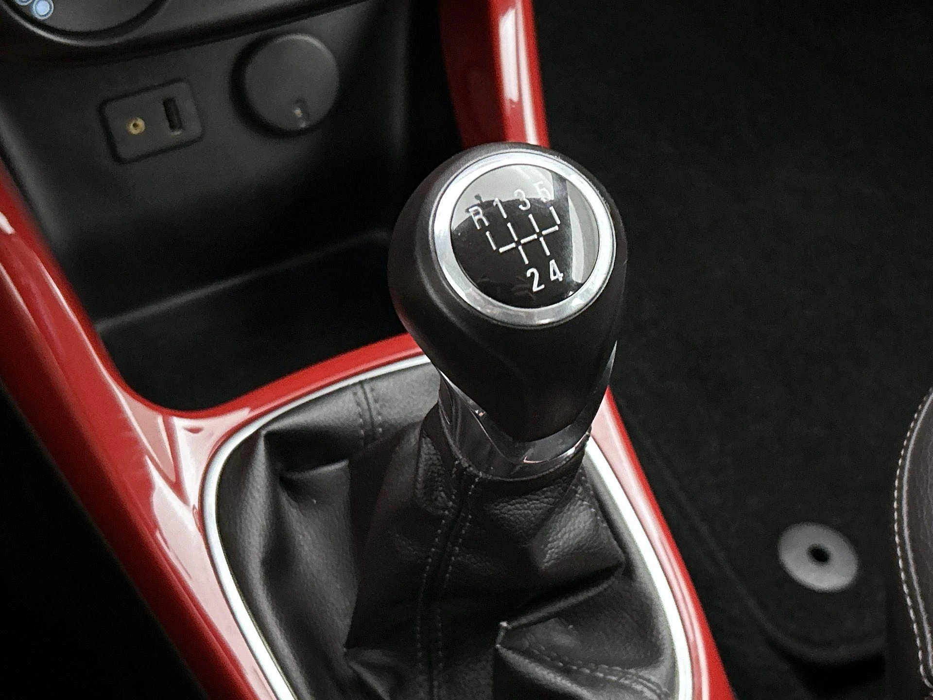 Opel-ADAM-image-27
