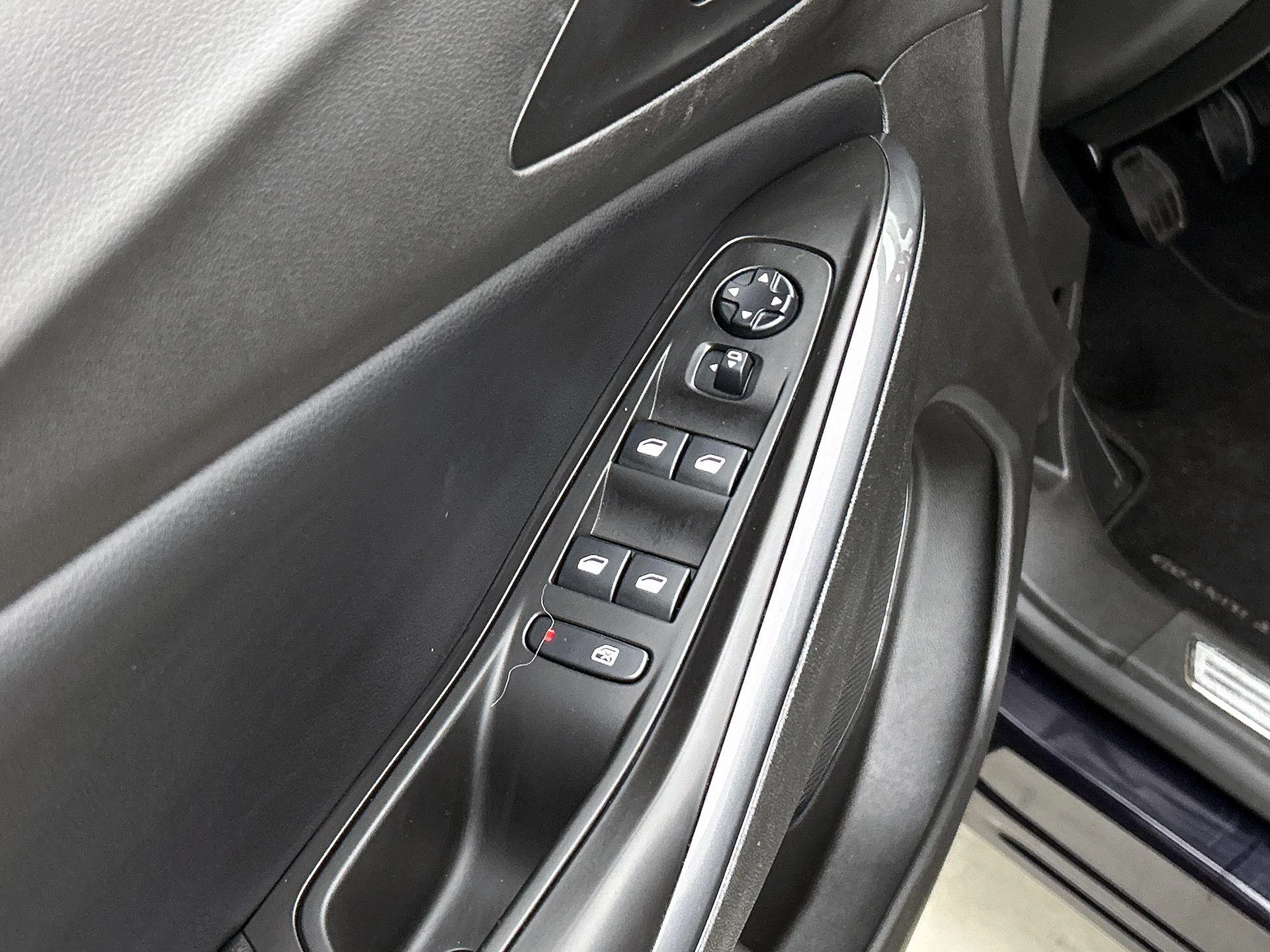 Opel-Grandland X-image-41