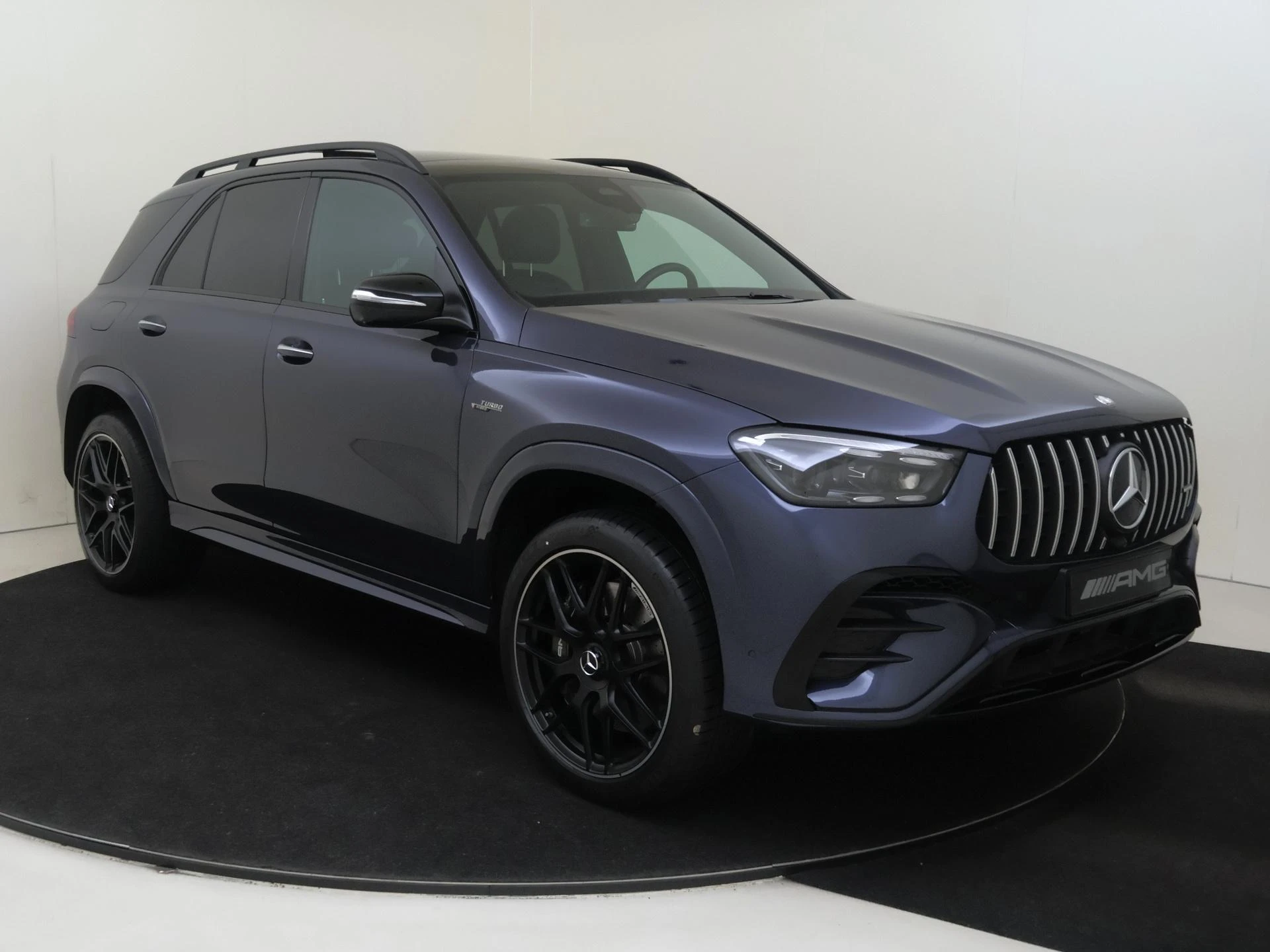 Mercedes-Benz-GLE-image-1