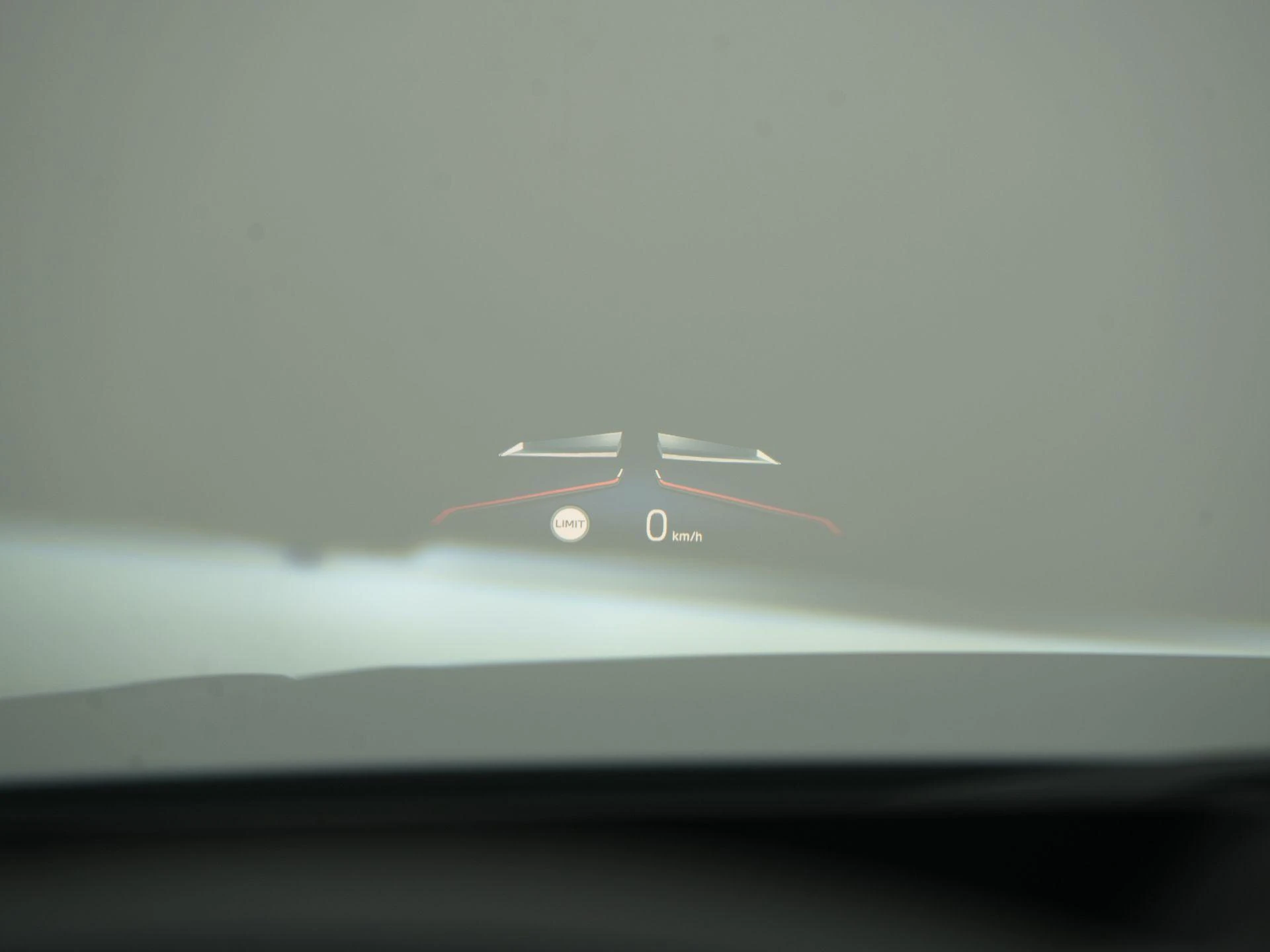 BMW-i4-image-31