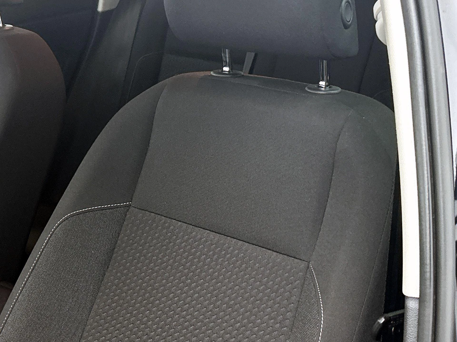 Volkswagen-Polo-image-10