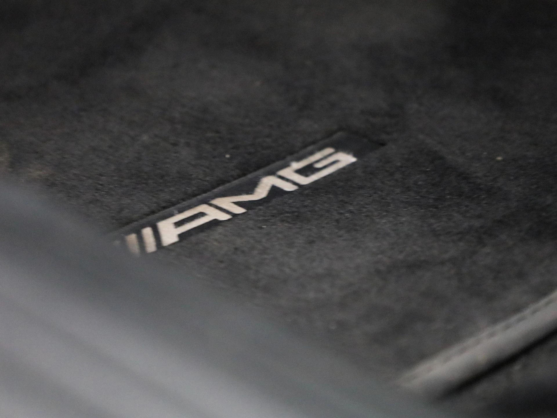 Mercedes-Benz A-Klasse Limousine 180 AMG Line
