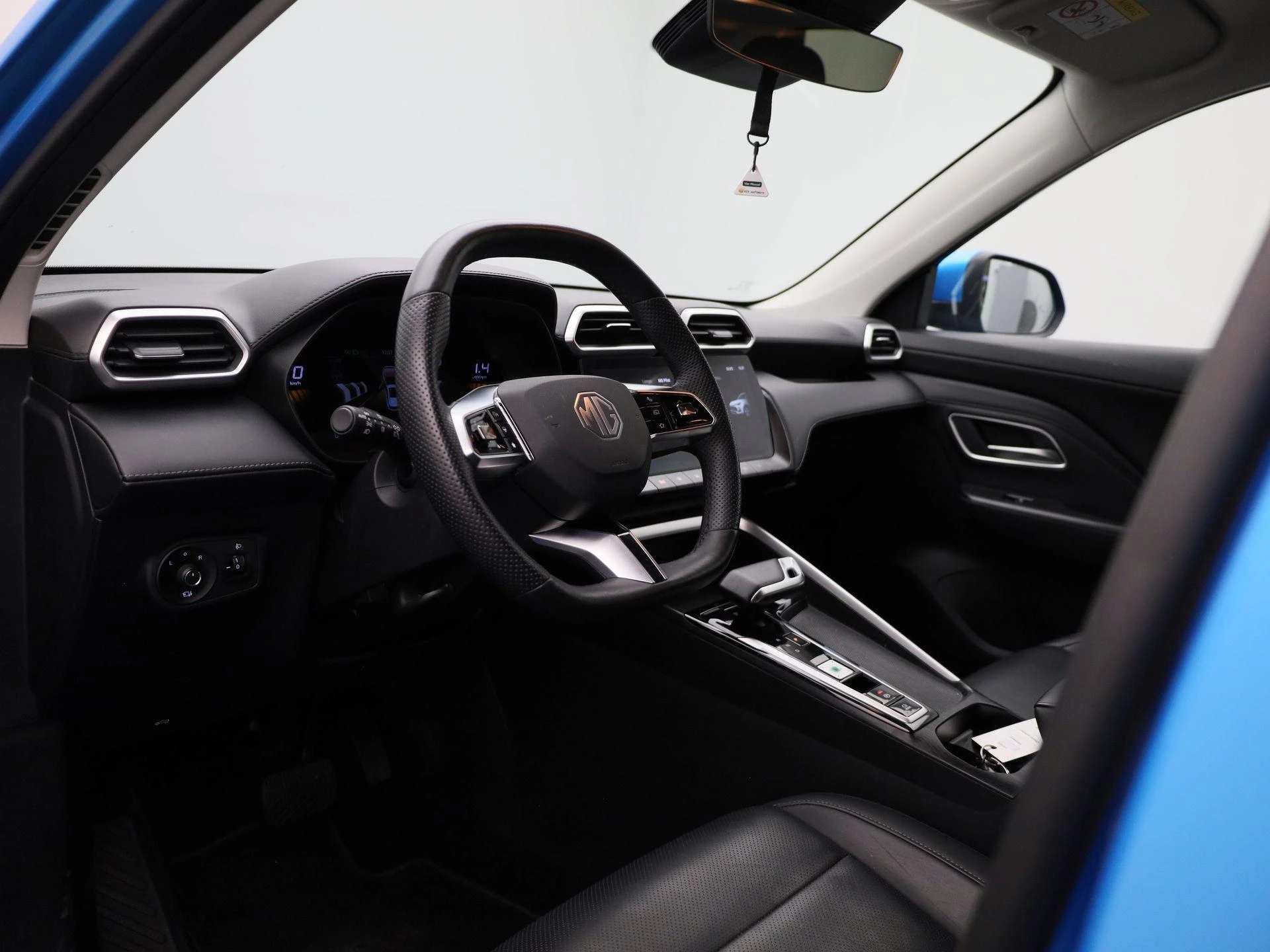 MG-ZS-image-9