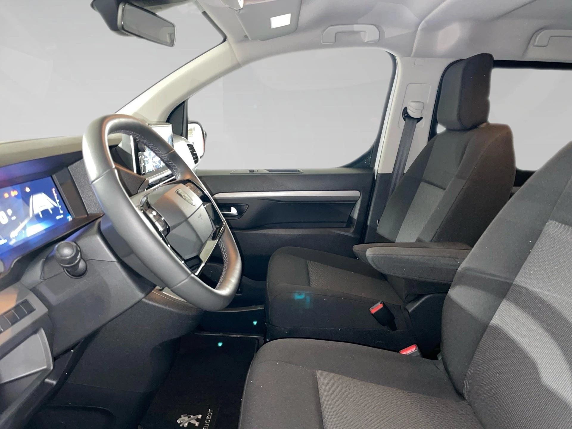 Peugeot Traveller 2.0 BlueHDi 130kW EAT8