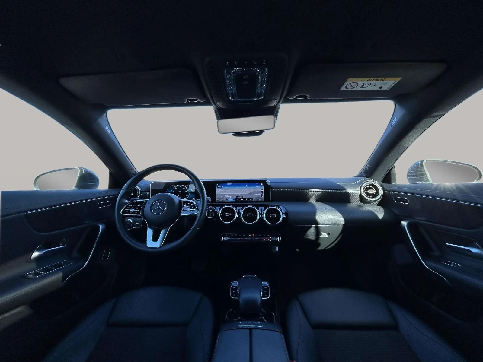 Mercedes-Benz-CLA-image-11