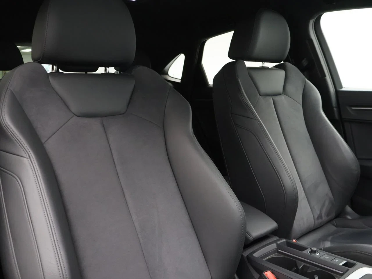 Audi-Q3-image-19