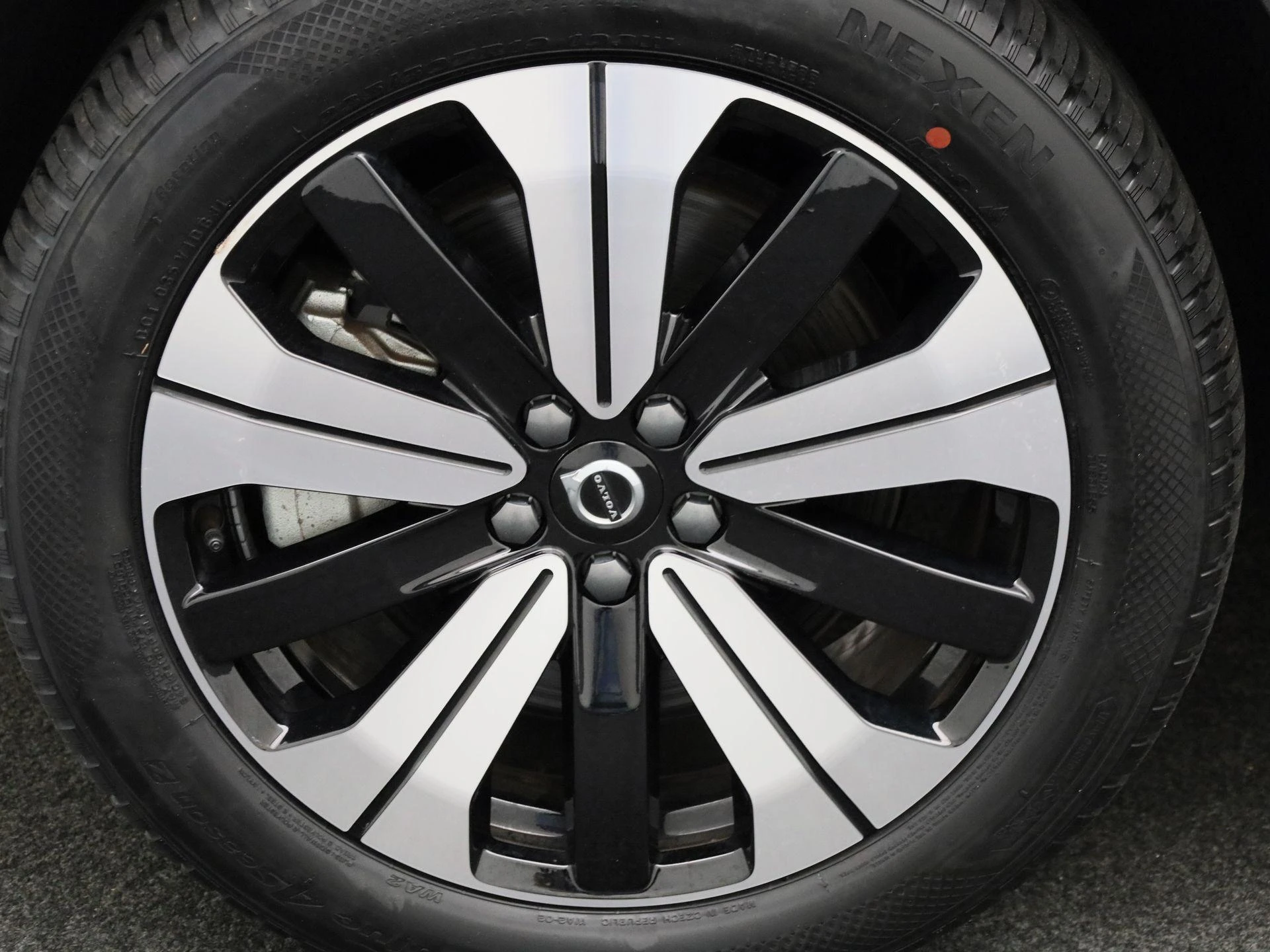 Volvo-XC40-image-12