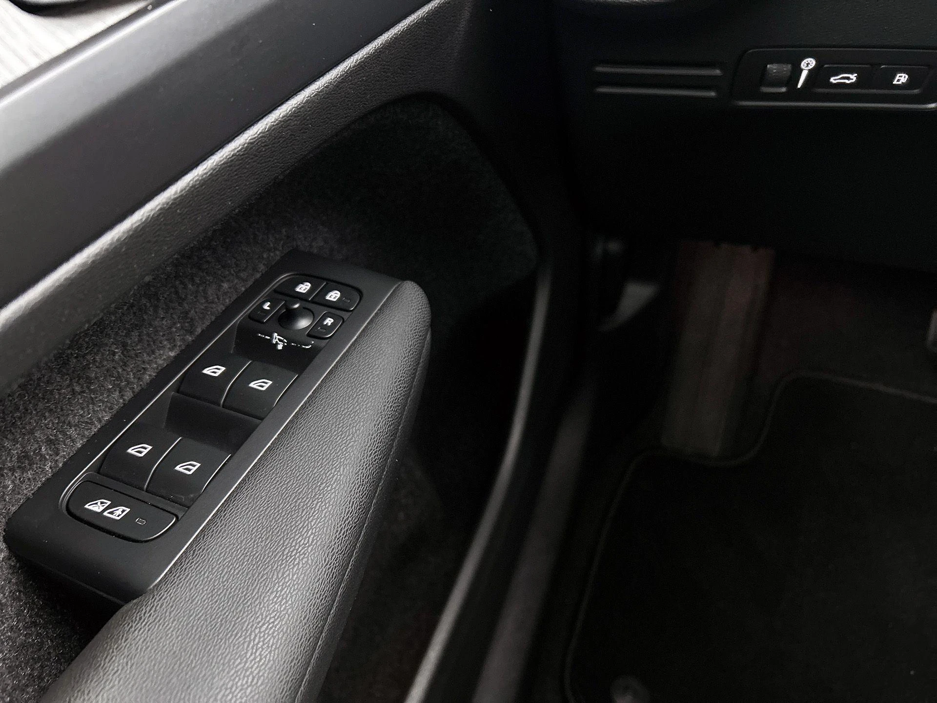 Volvo-XC40-image-34
