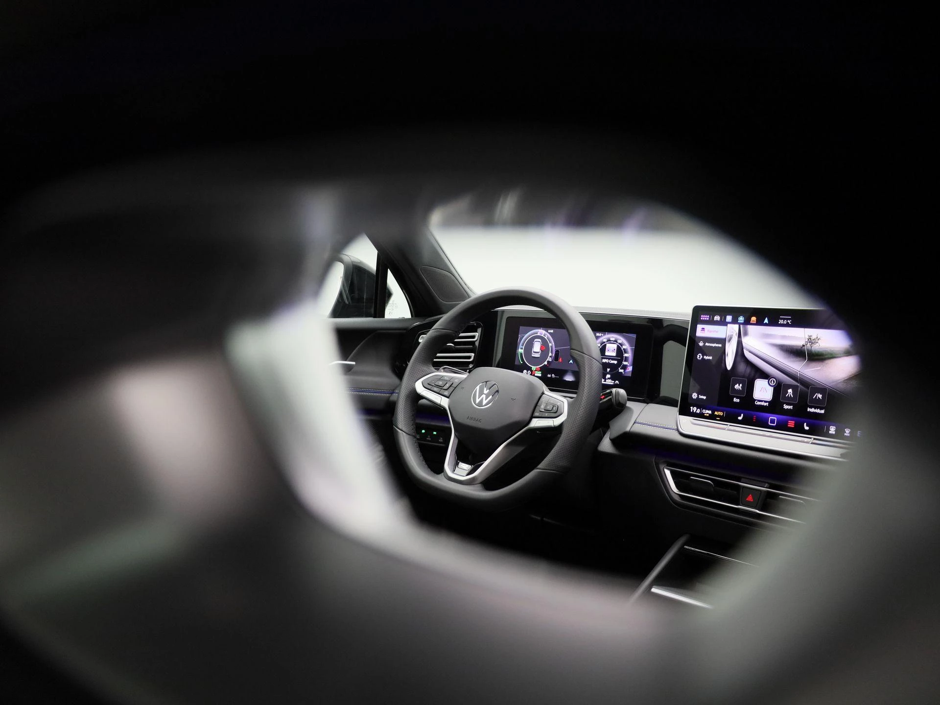 Volkswagen-Tiguan-image-53