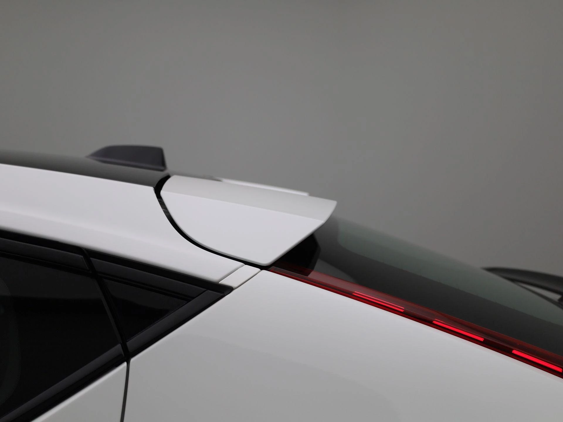 Volvo-C40-image-40