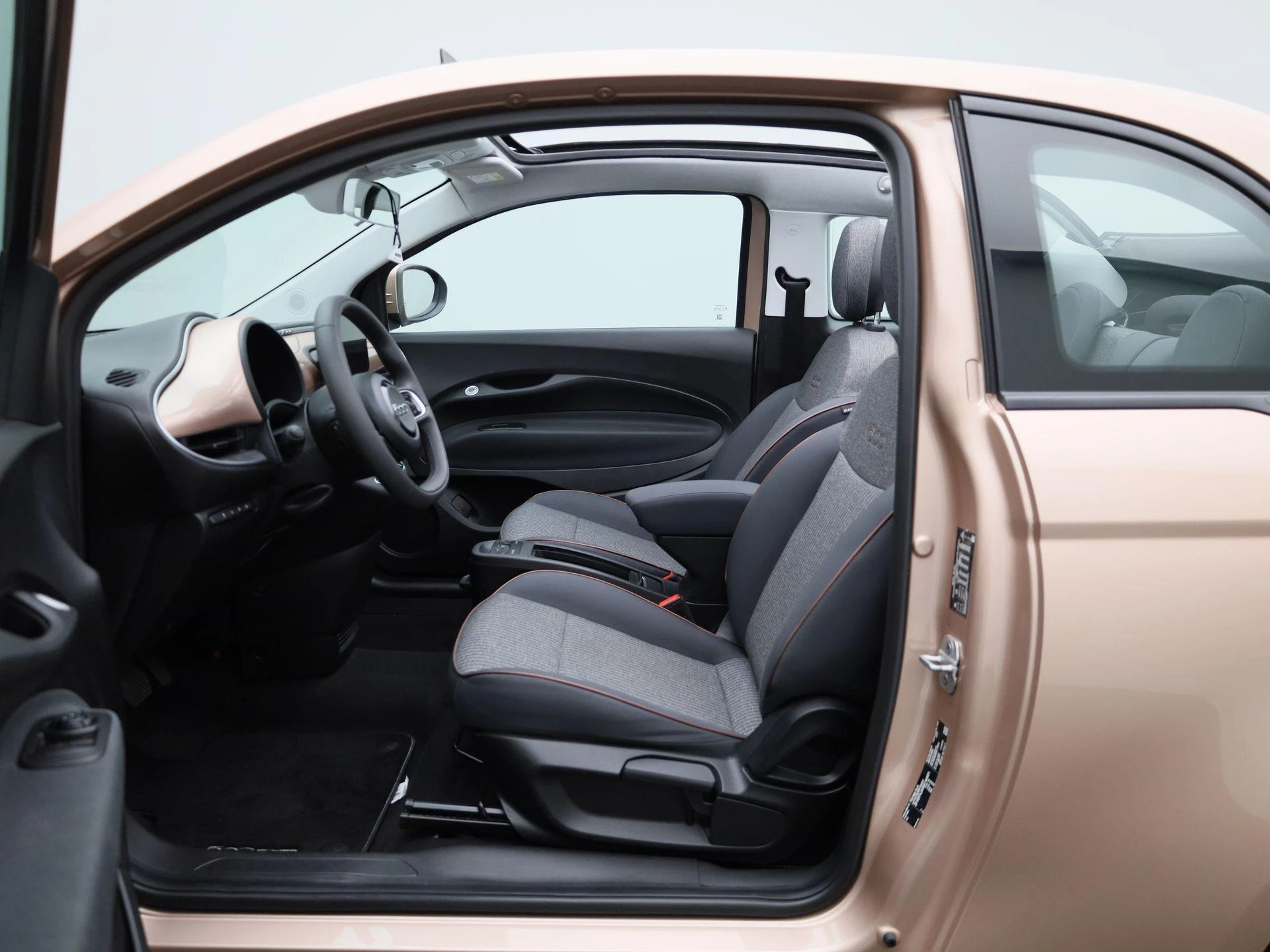 Fiat-500C-image-8
