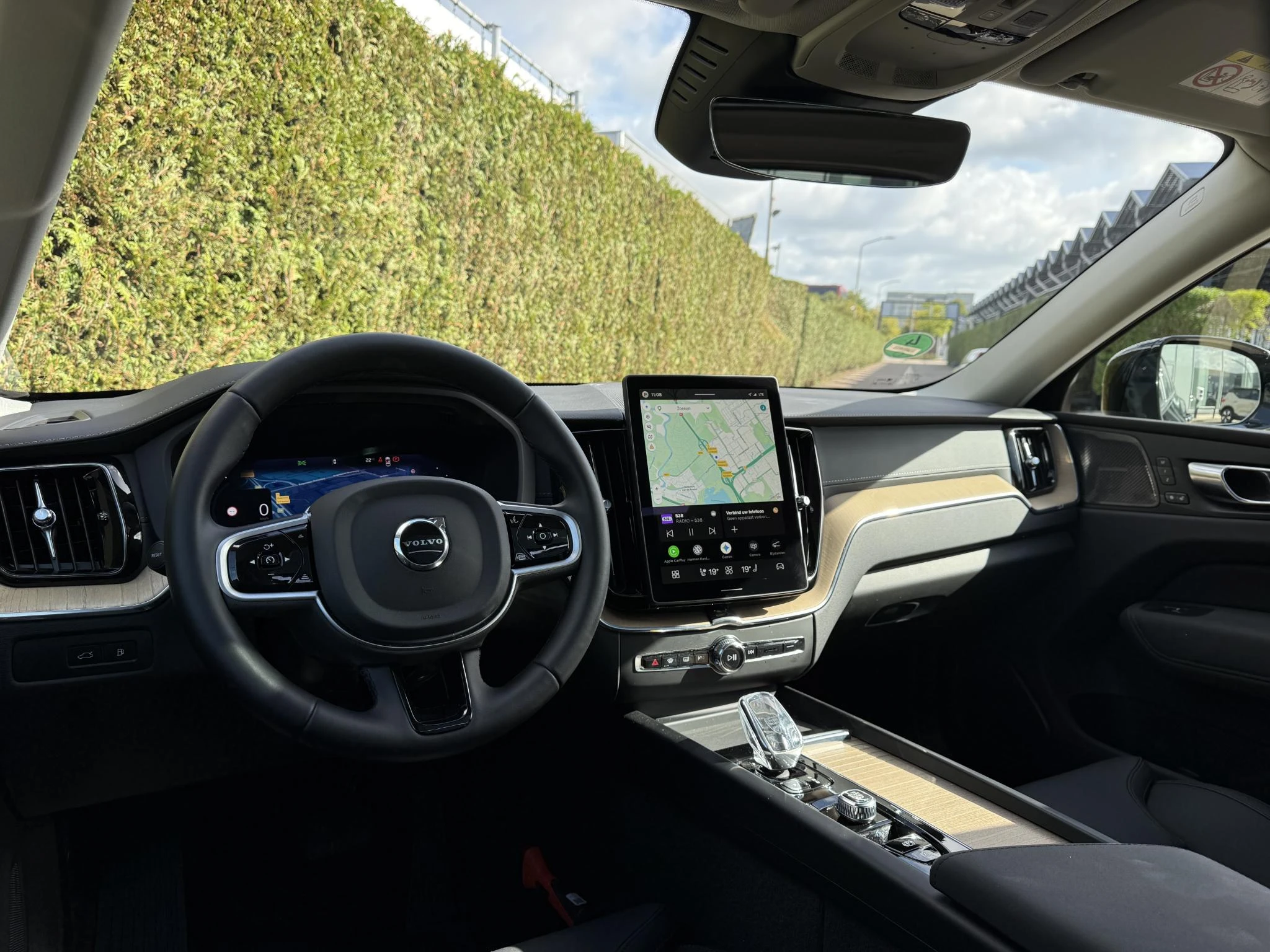 Volvo-XC60-image-1