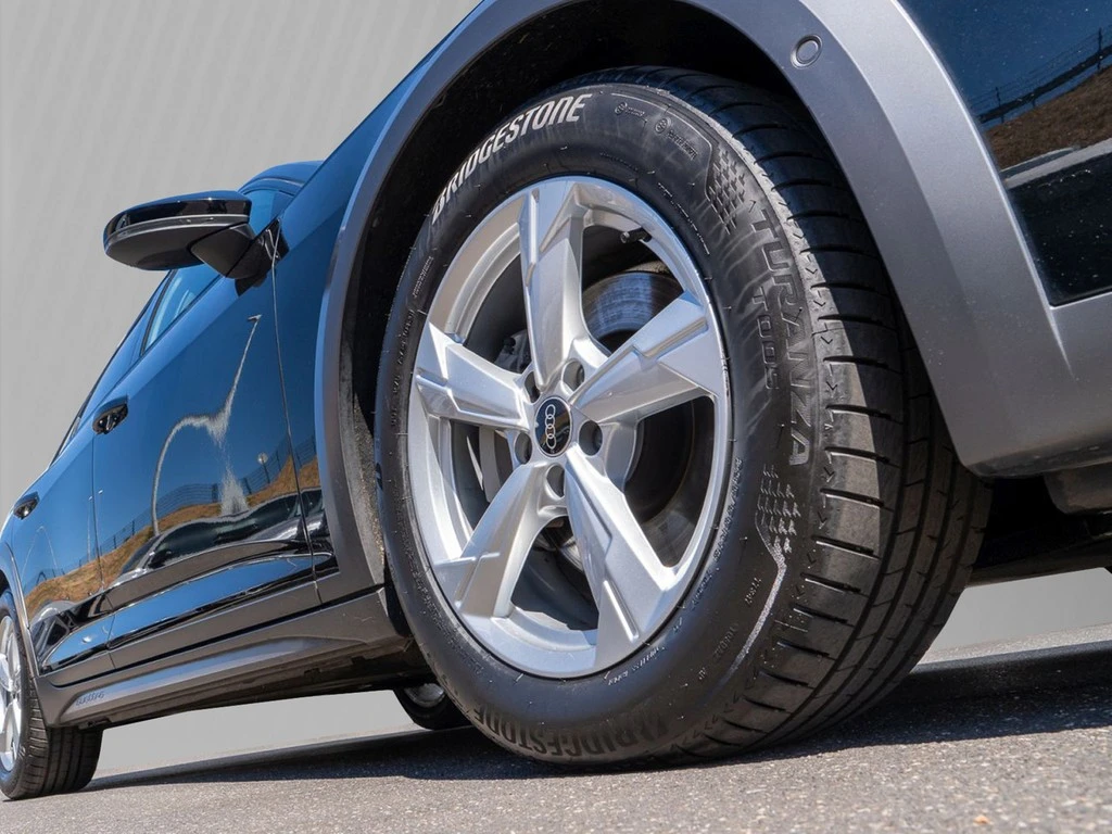 Audi-A6 Allroad-image-8