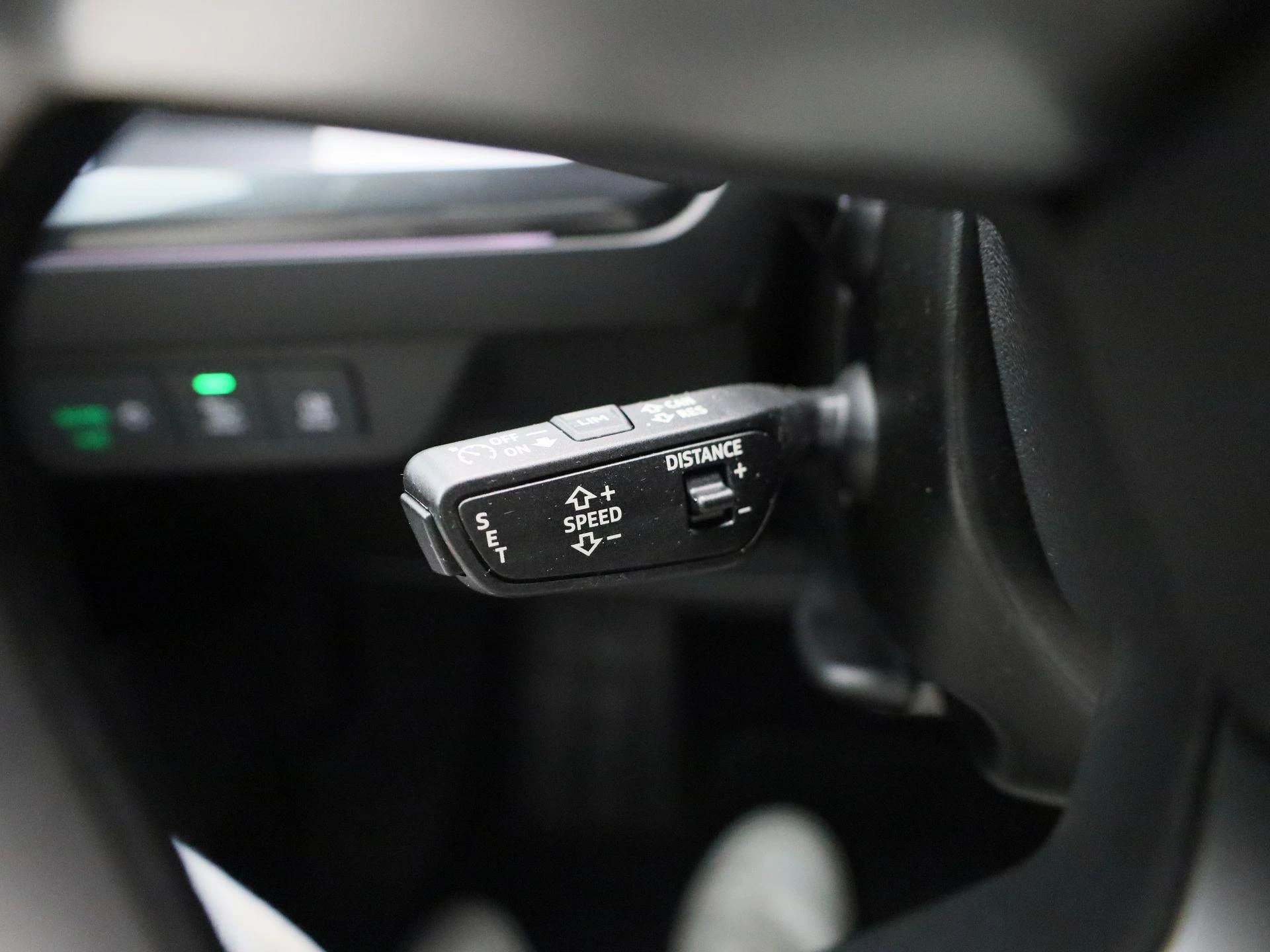 Audi-Q4 e-tron-image-22