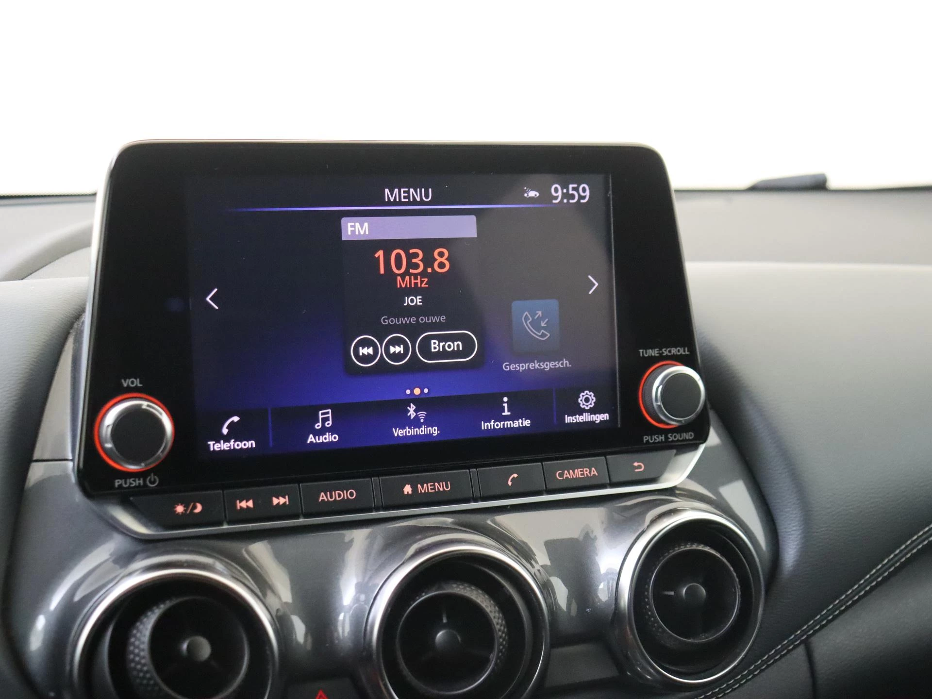 Nissan-Juke-image-19