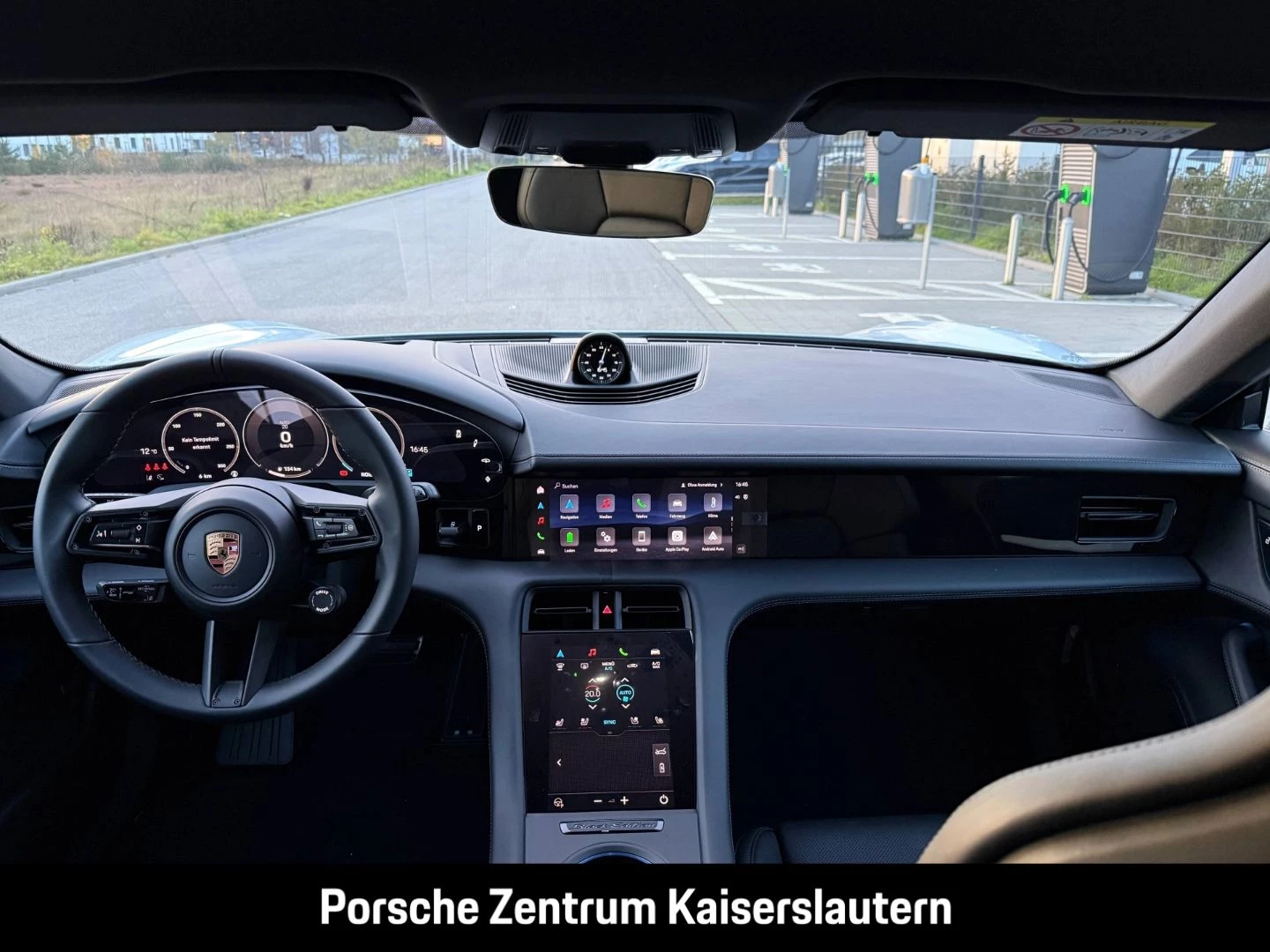 Porsche Taycan 4 Black Edition HA-Lenkung InnoDrive LED black edition