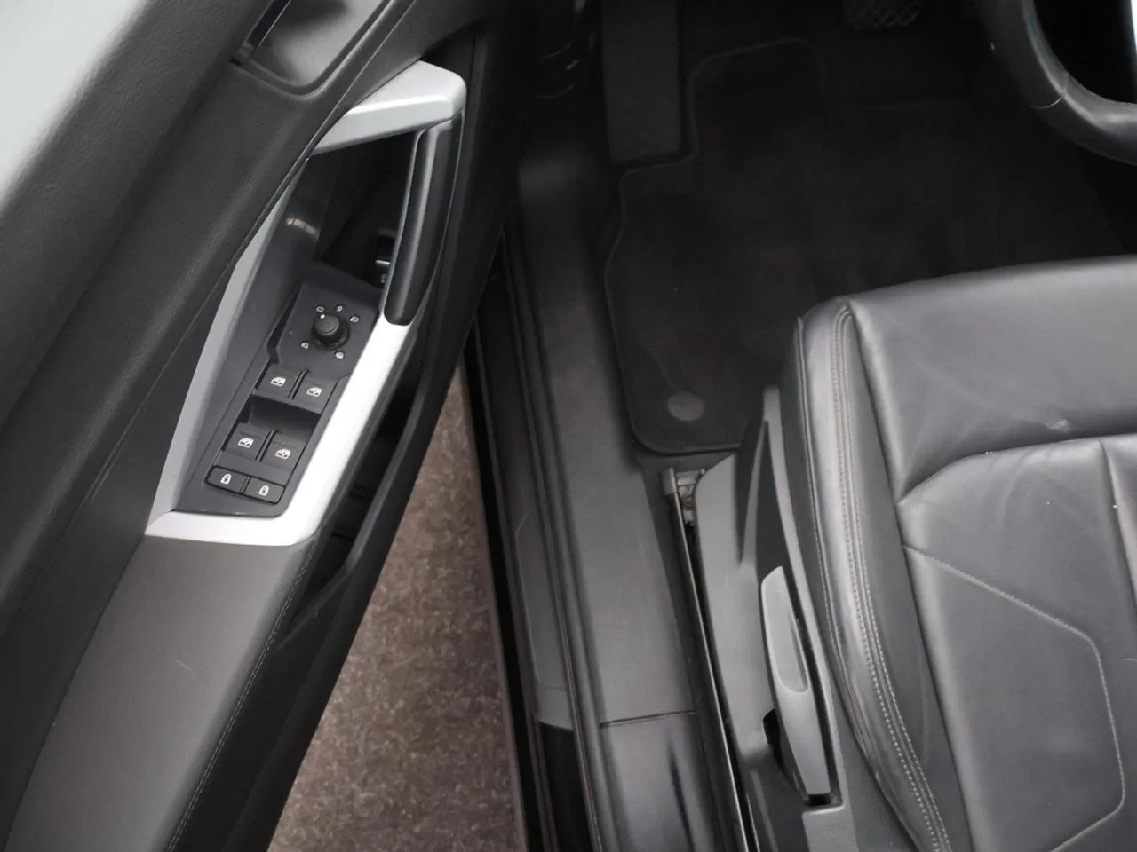 Audi-Q3-image-10