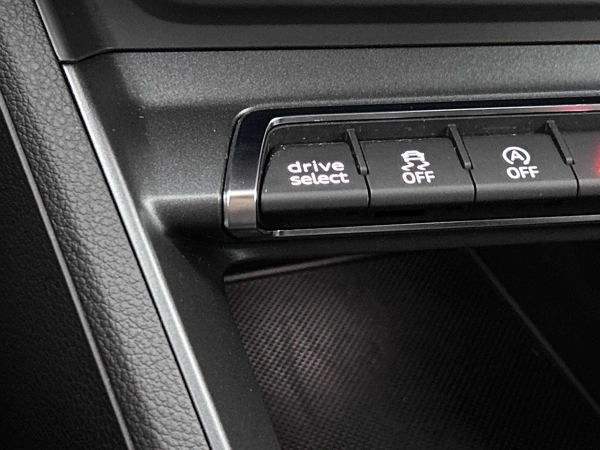 Audi-Q3-image-10
