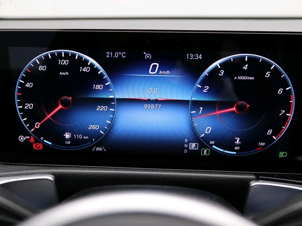Mercedes-Benz GLB 200 Business Solution Luxury