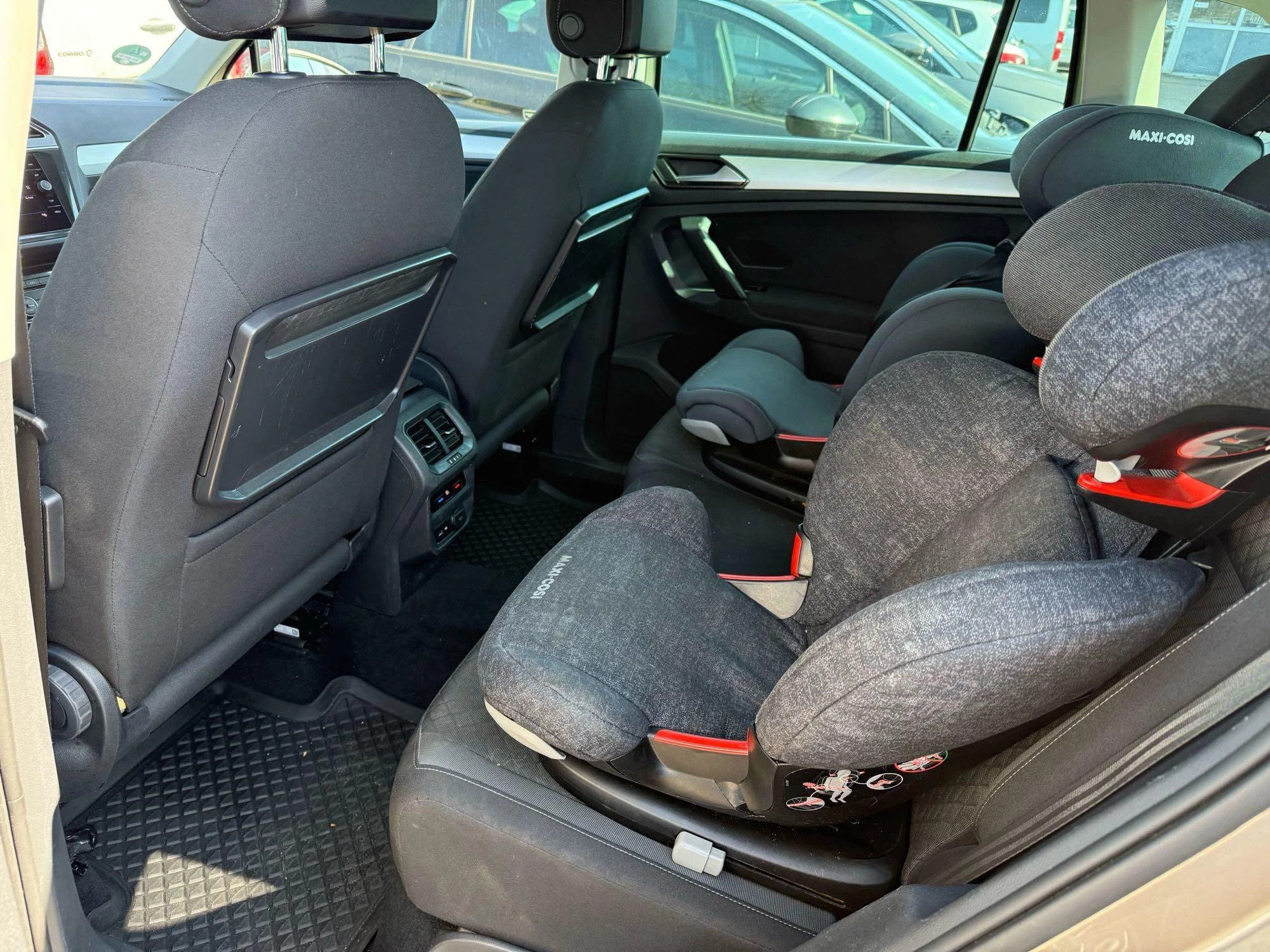 Volkswagen Tiguan 1.4 TSI Comfortline Business