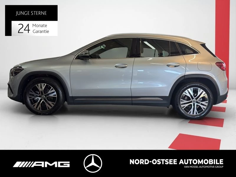 Mercedes-Benz-GLA-image-7