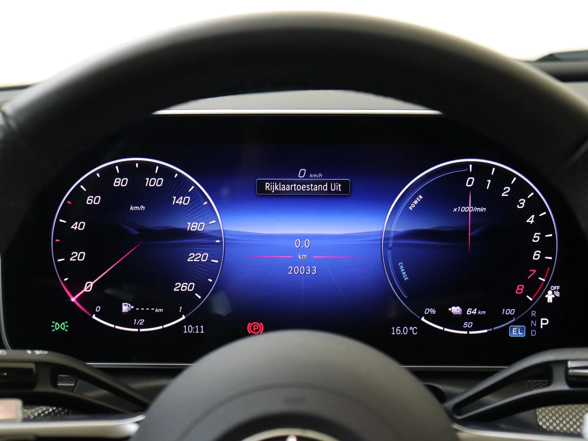 Mercedes-Benz-C-Klasse-image-10