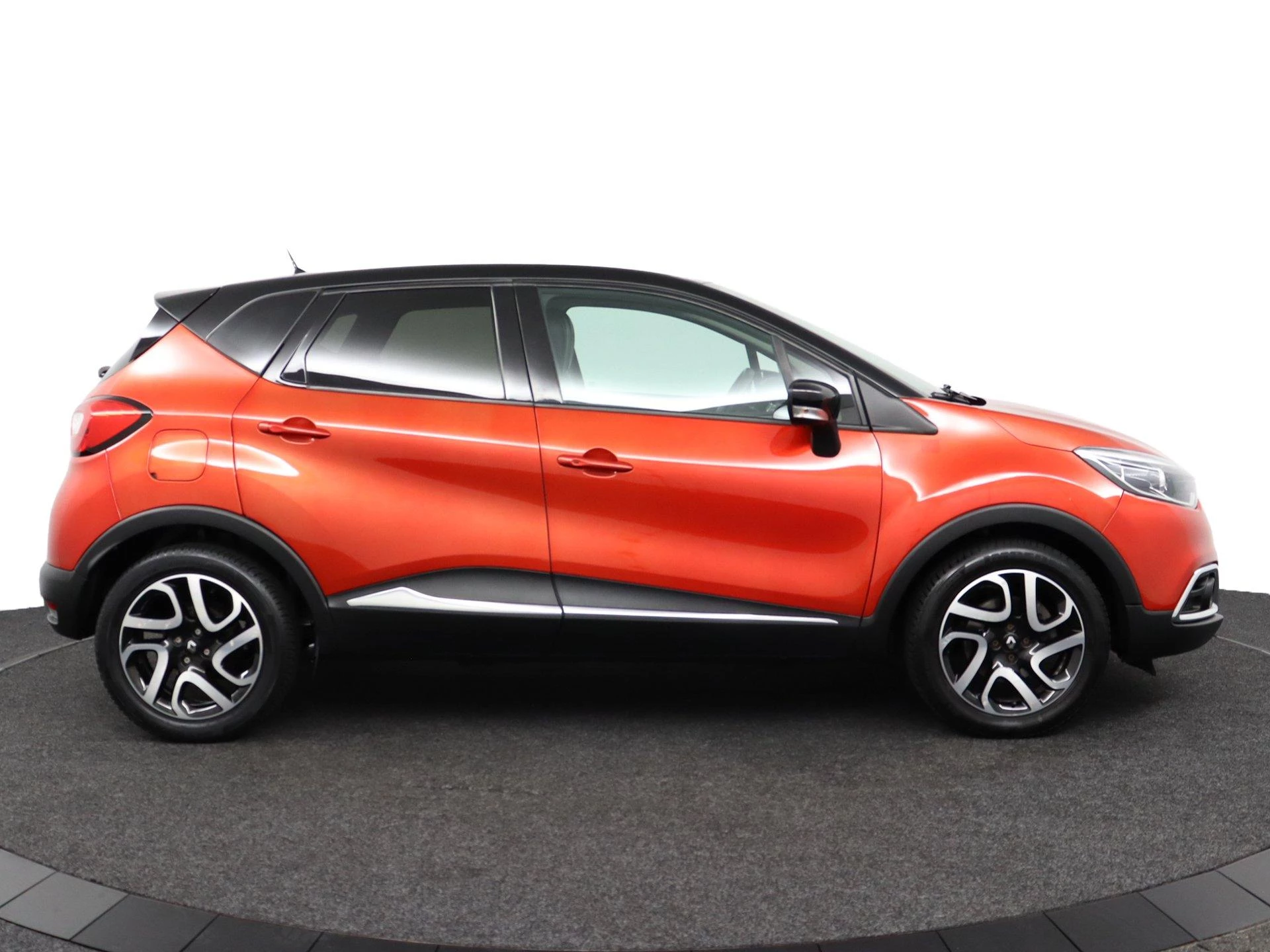 Renault-Captur-image-10