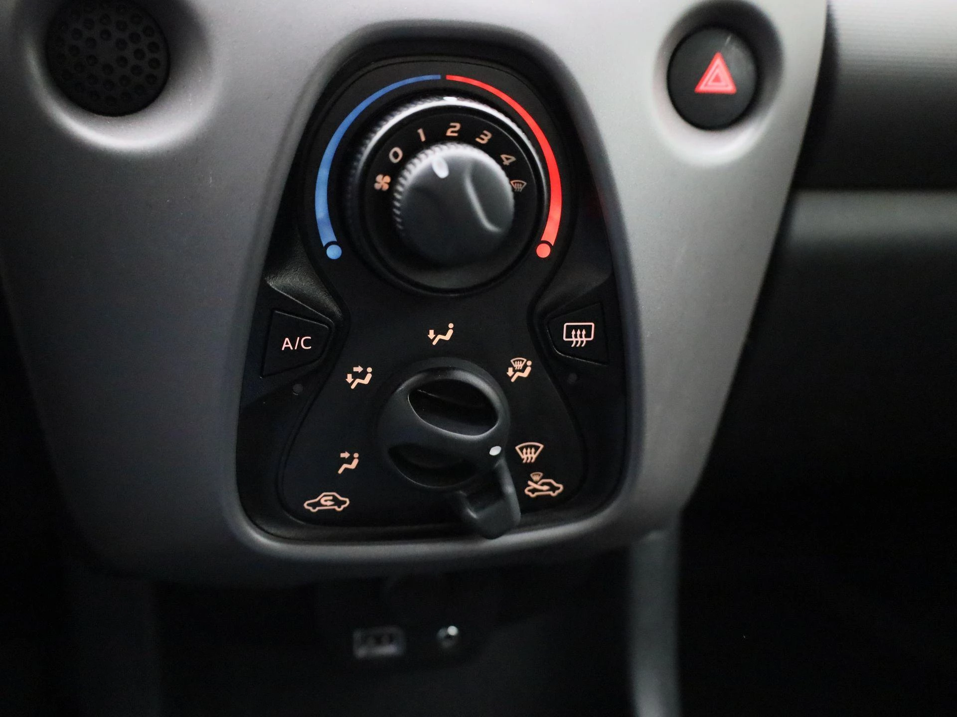 Peugeot-108-image-17