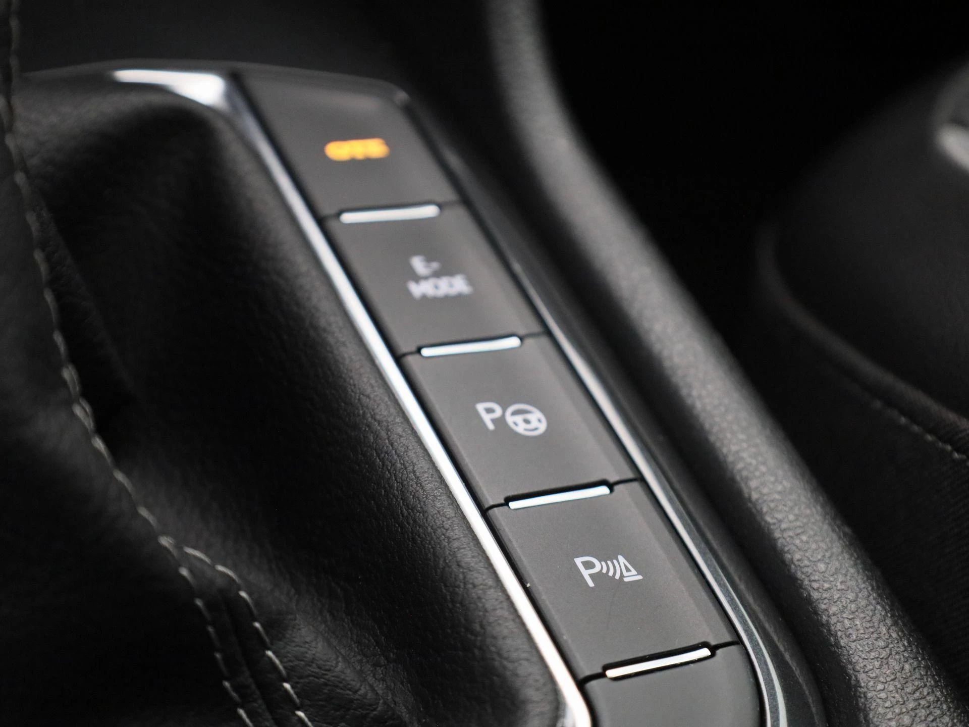 Volkswagen-Tiguan-image-21