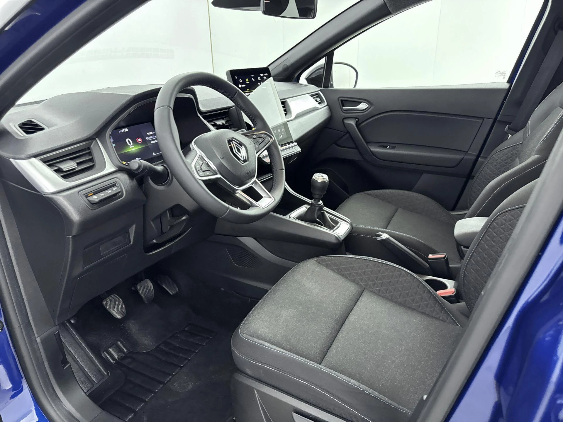 Renault-Captur-image-7