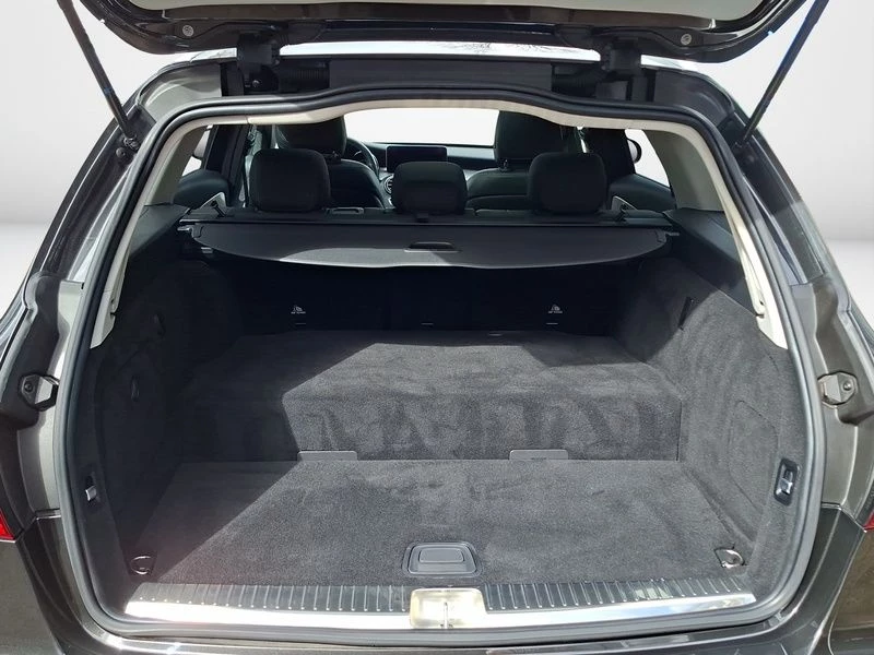 Mercedes-Benz C-Klasse 300 de T AVANTGARDE PANO LED KAMERA SHZ PDC AVANTGARDE