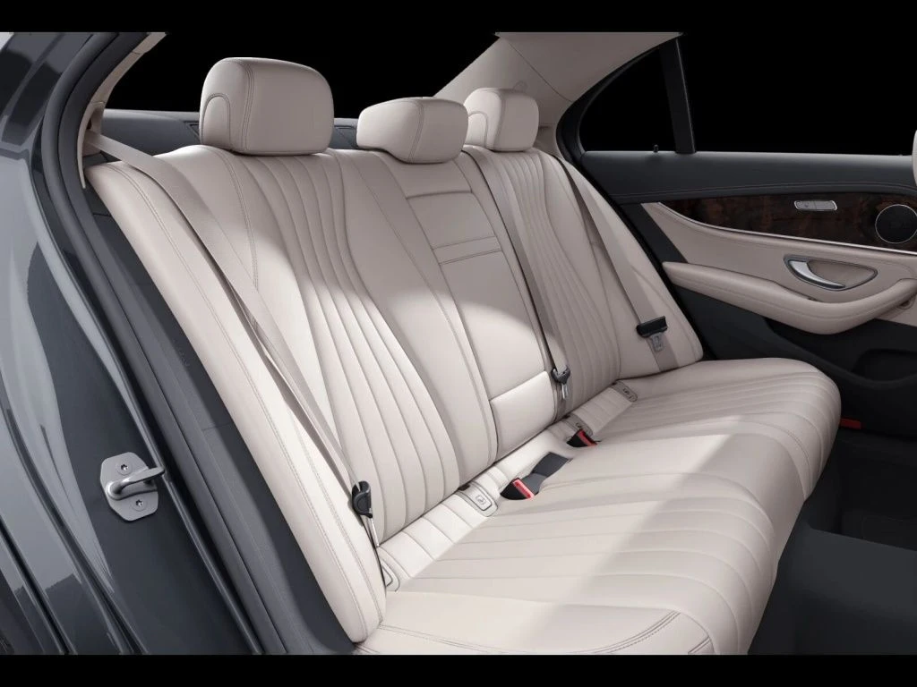 Mercedes-Benz-E-Klasse 400 d-image-11